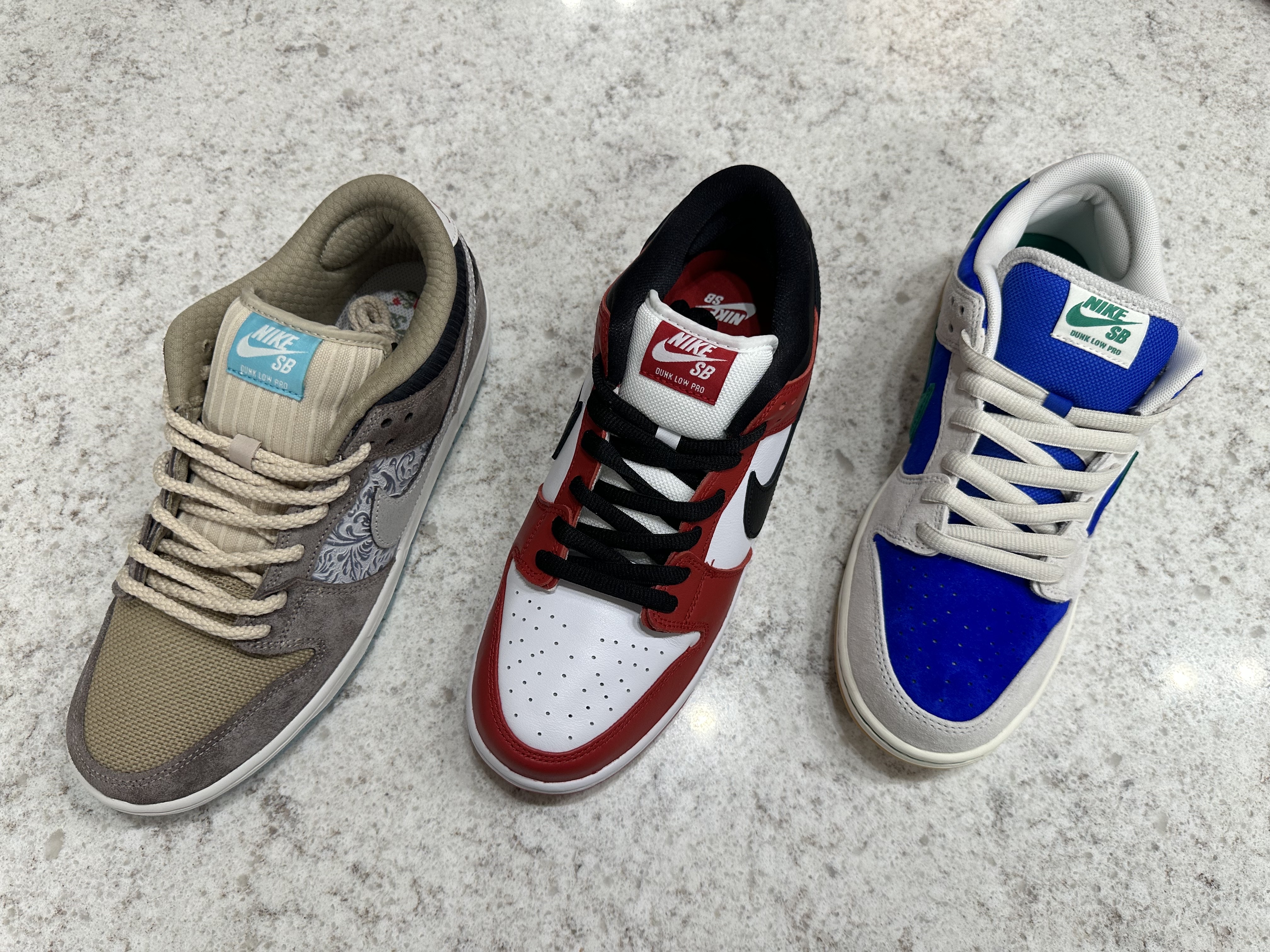 Nike SB Dunk Low Pro Chicago, Nike SB Dunk Low Pro Phantom and Hyper Royal 착용 스타일 - 4