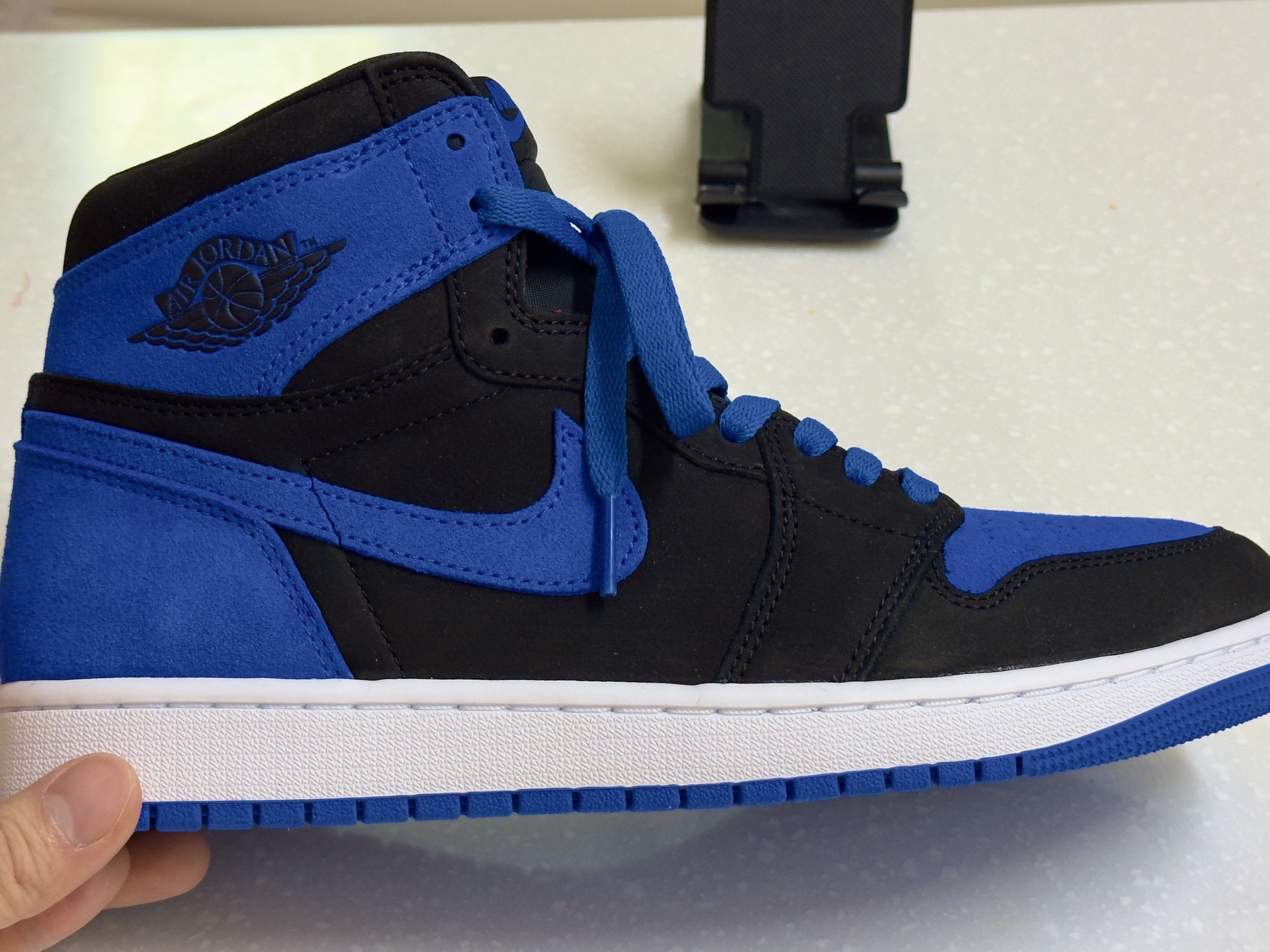 Jordan 1 Retro High OG Royal Reimagined 착용 스타일 - 2
