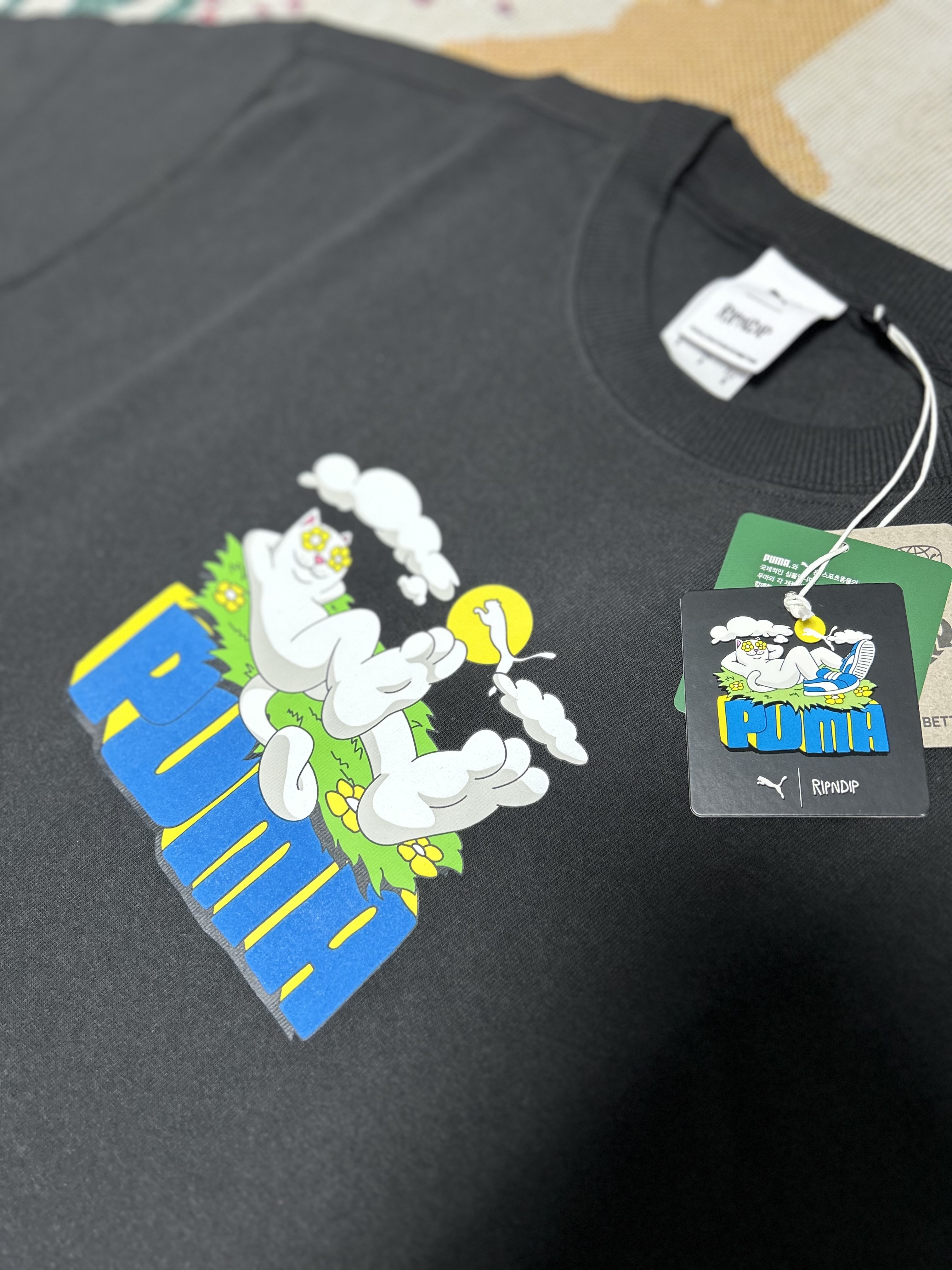 Puma x RIPNDIP Graphic T-shirt Puma Black 착용 스타일 - 2
