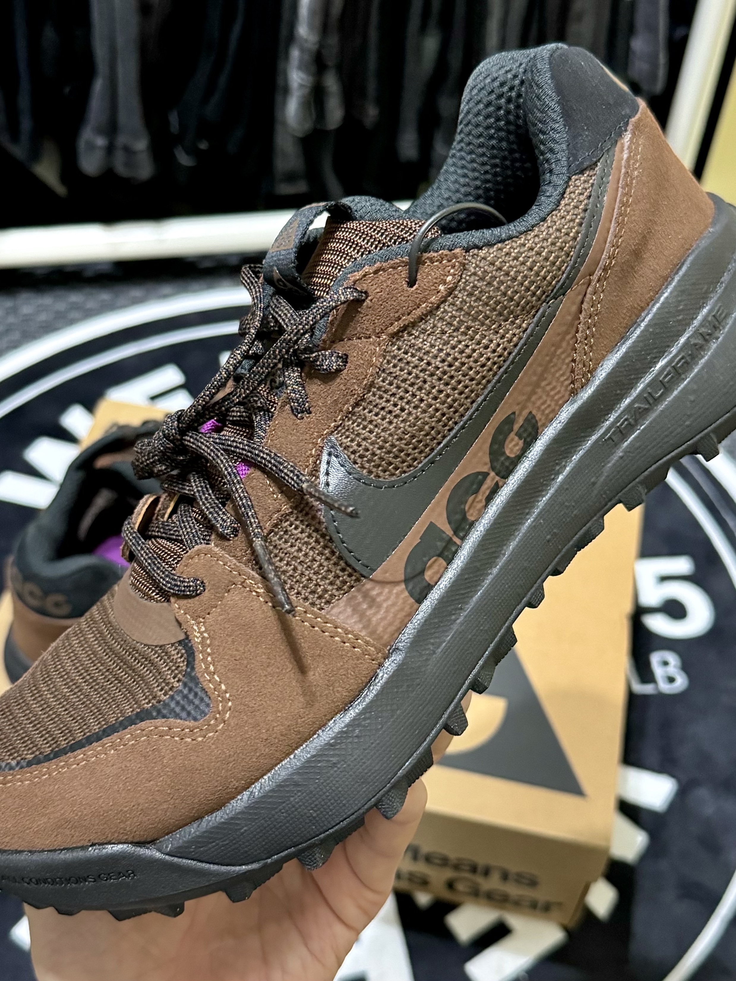 Nike ACG Lowcate Cacao Wow 착용 스타일 - 3