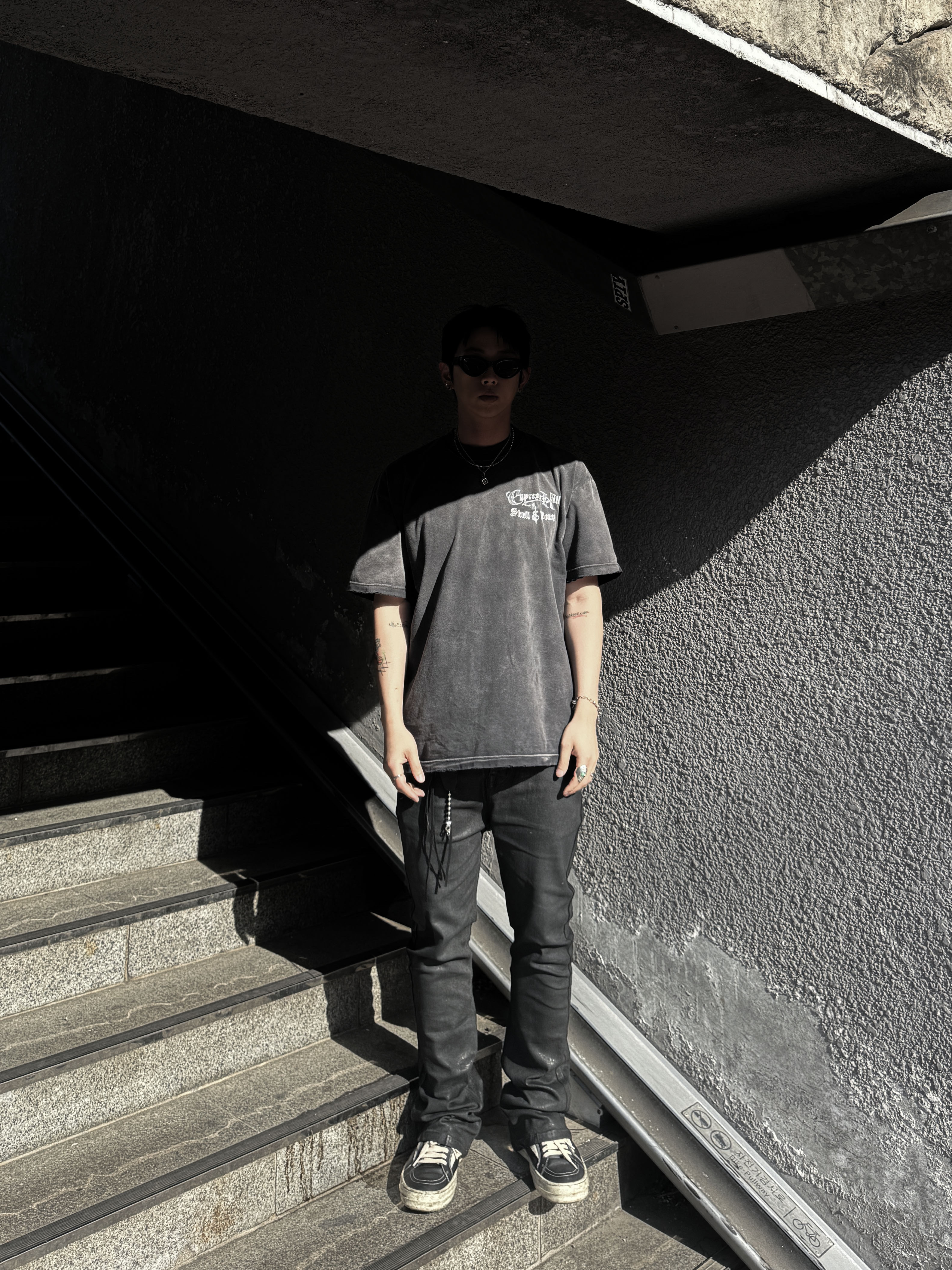 Rick Owens Luxor Vintage Sneakers Black Milk 착용 스타일 - 5