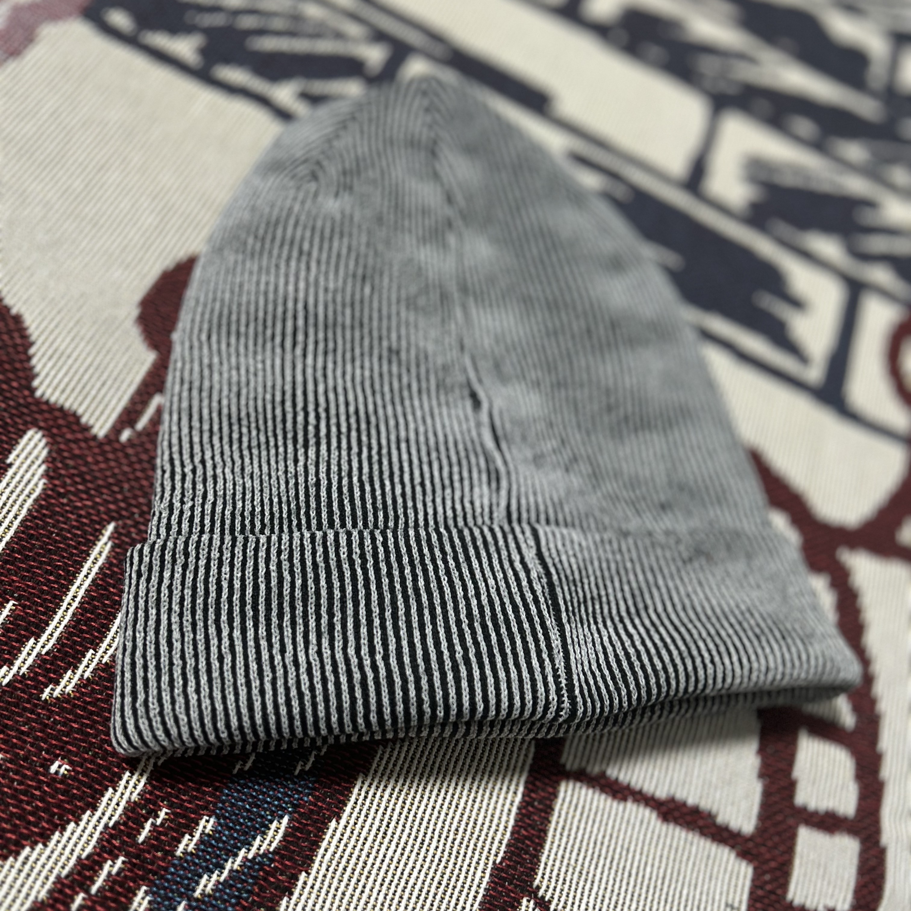 Nike ACG Beanie Black White 착용 스타일 - 2