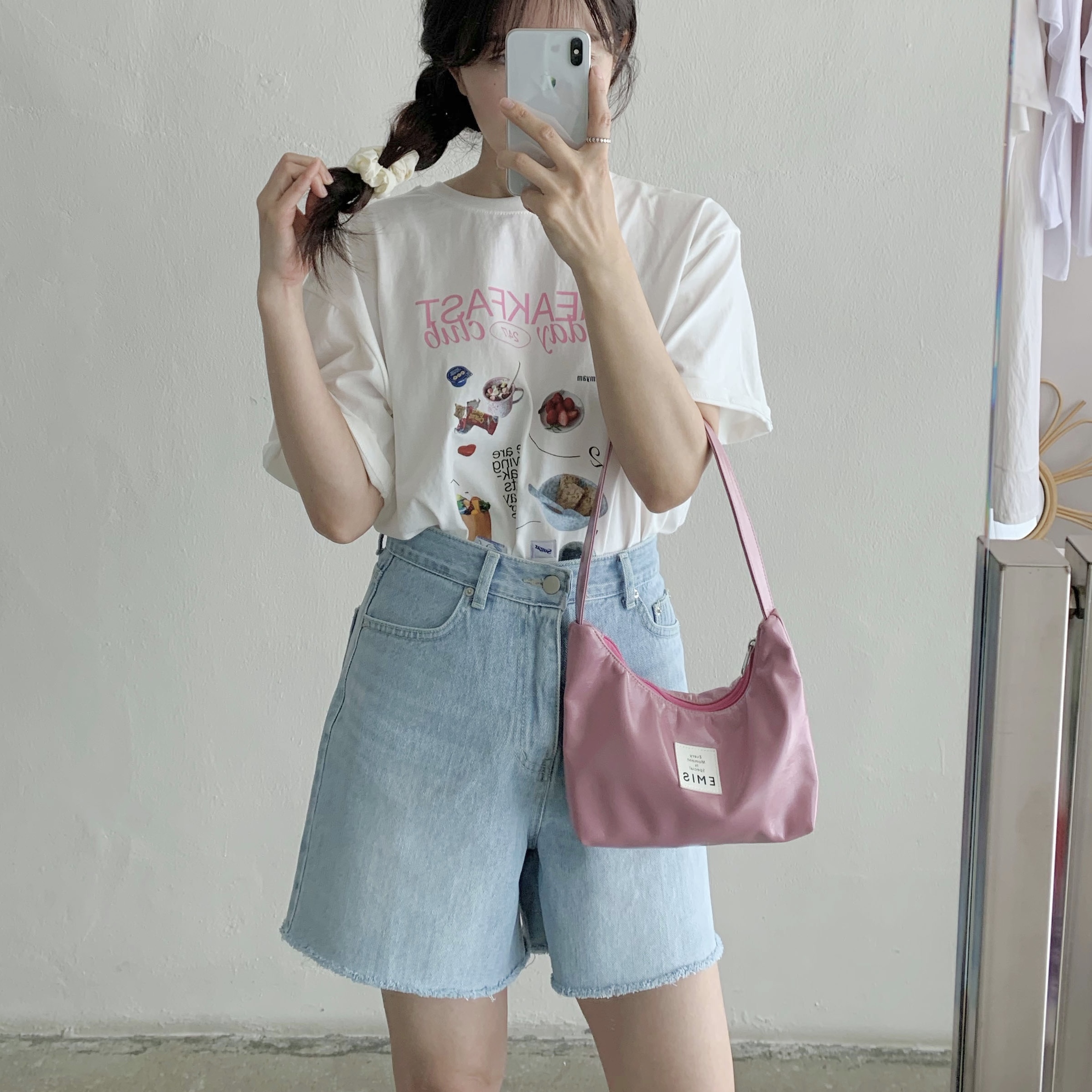 Emis Enamel Hobo Bag Pink, (W) Nike Cortez Leather White Black 착용 스타일 - 3