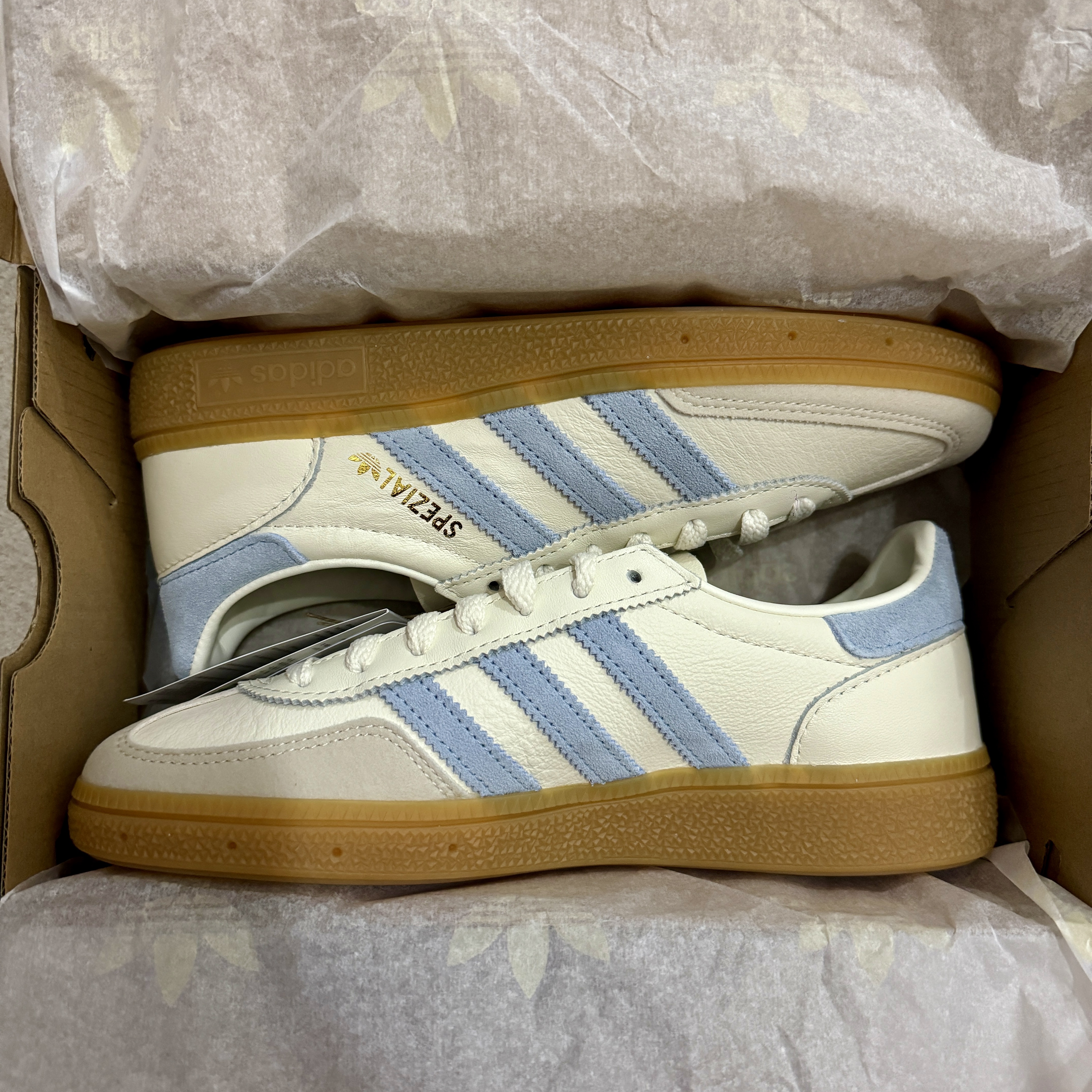 Adidas Spezial Handball Shadow Brown Aluminium 착용 스타일 - 4
