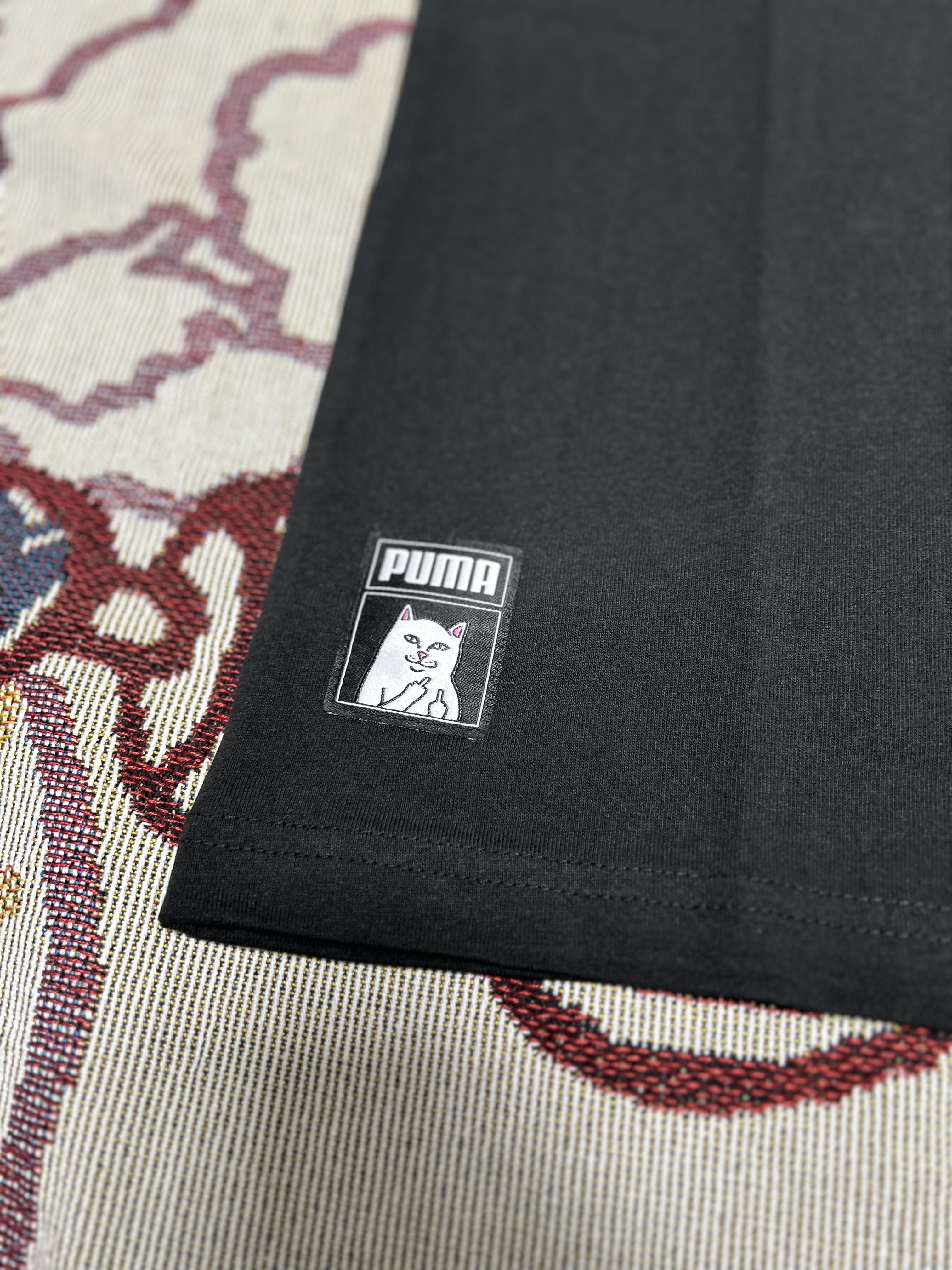 Puma x RIPNDIP Graphic T-shirt Puma Black 착용 스타일 - 4