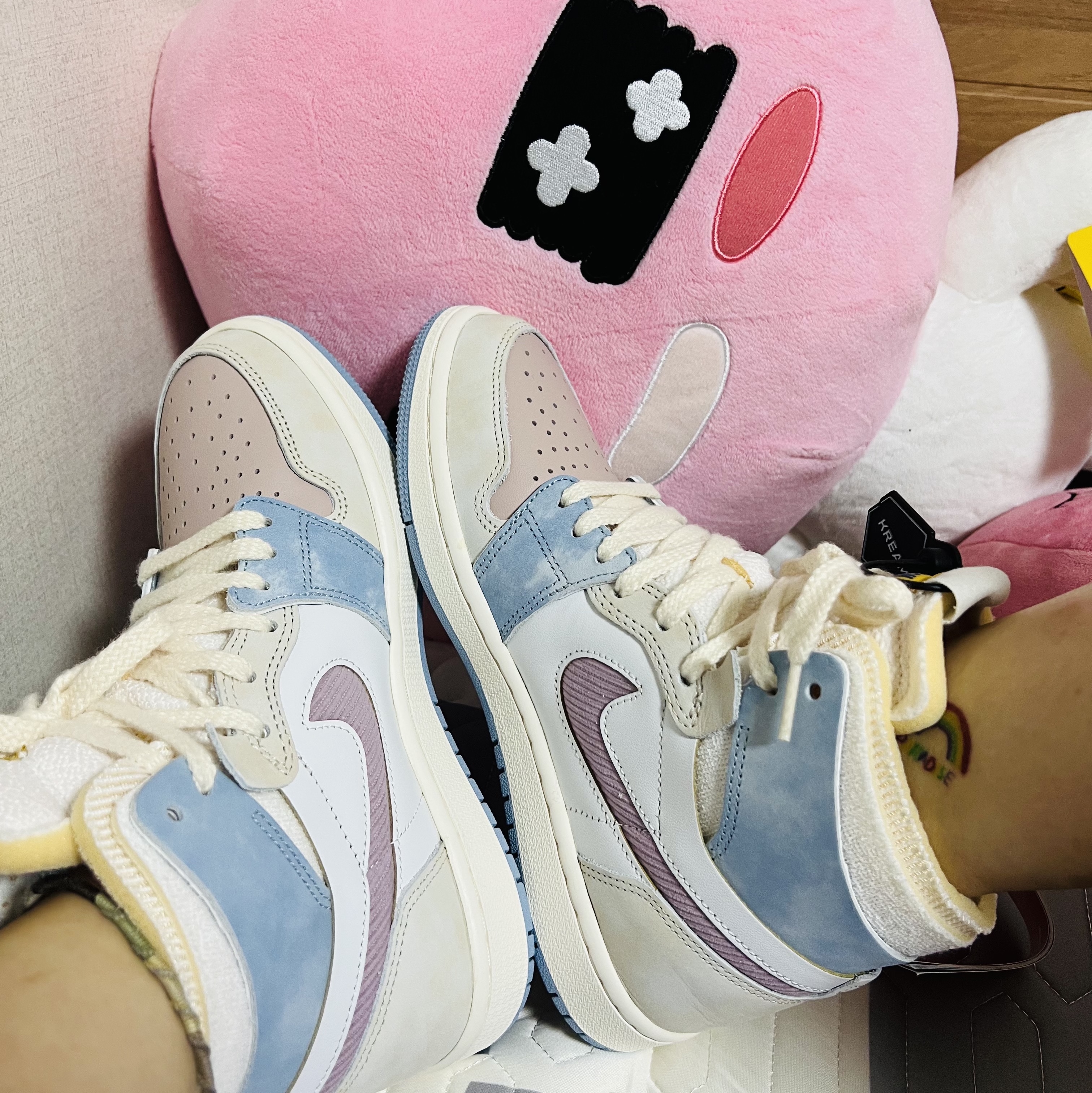 (W) Jordan 1 Zoom Air CMFT Pink Oxford Plum Fog 착용 스타일