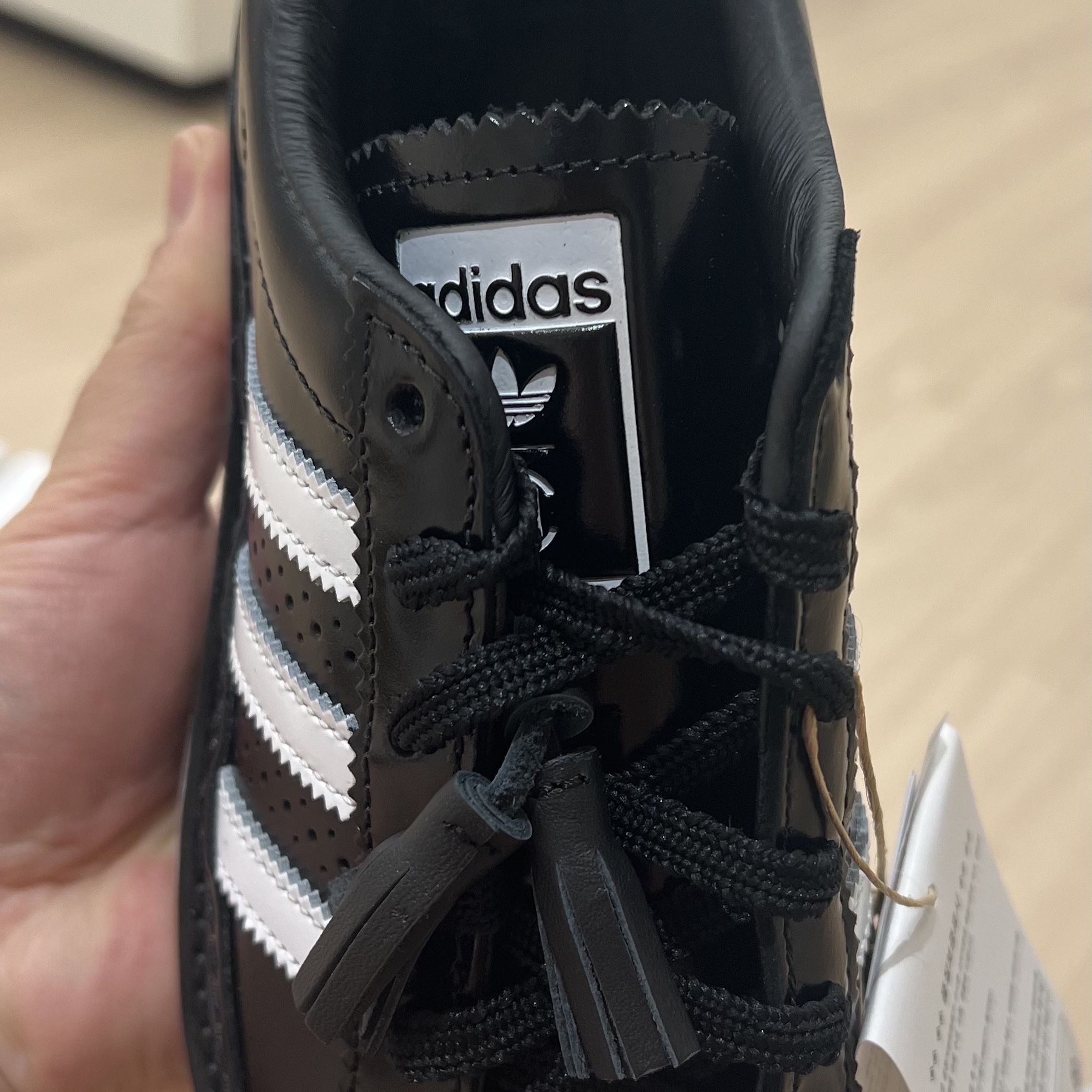 Adidas x Clot Superstar Core Black Cloud White 착용 스타일 - 3