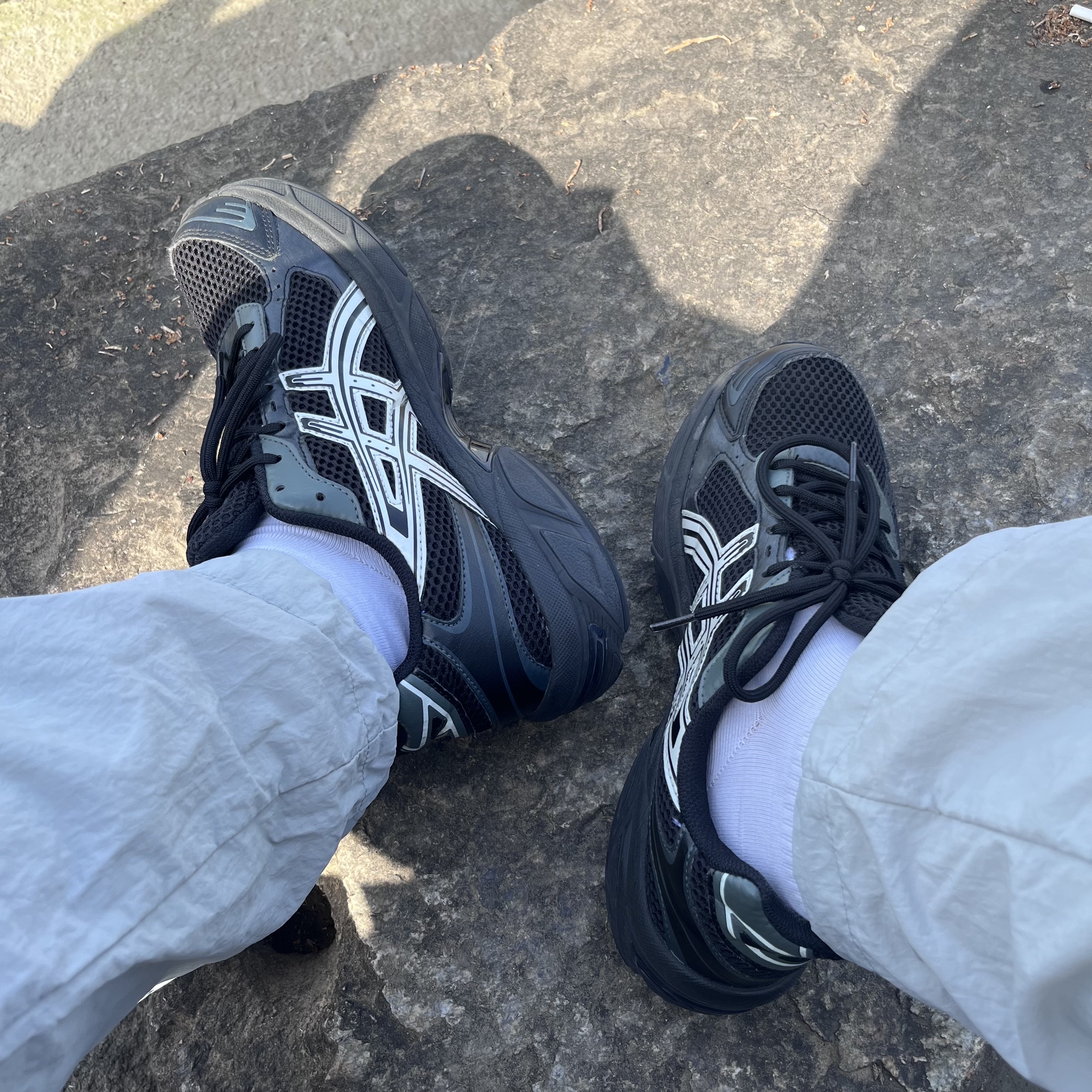 Asics Gel-1130 Black Glacier Grey - Folder Exclusive 착용 스타일 - 2