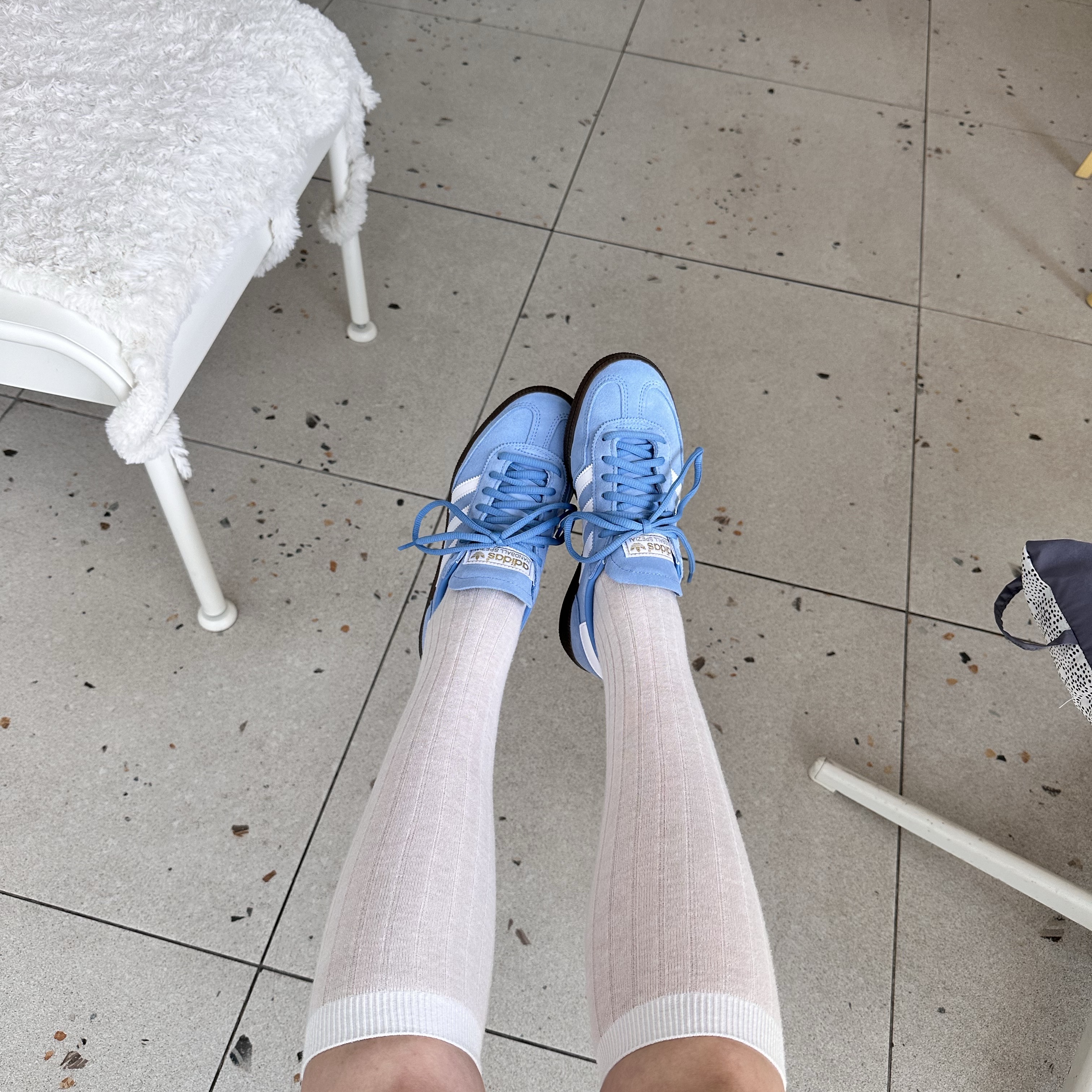 Adidas Spezial Handball Light Blue 착용 스타일 - 2