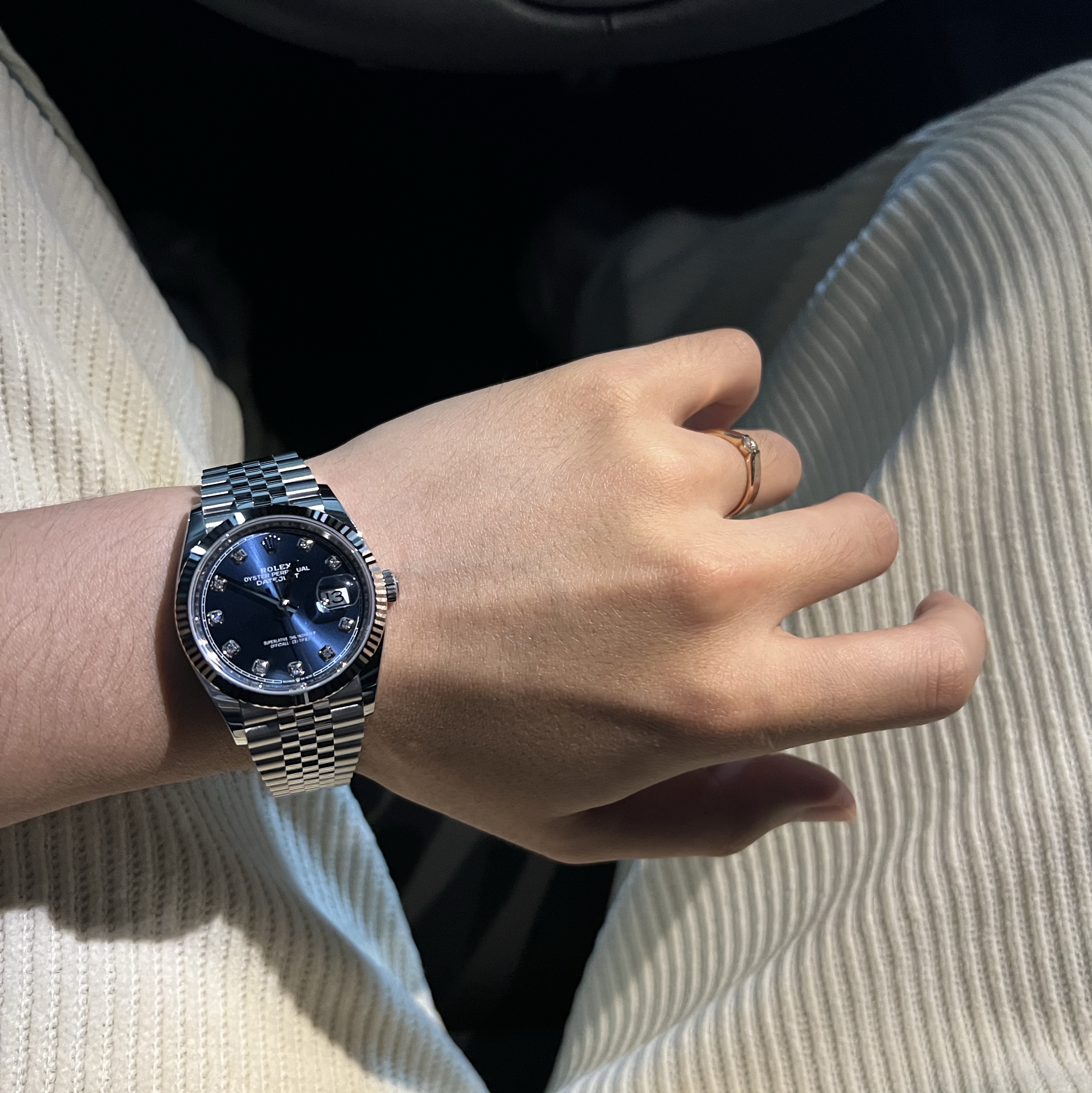 Rolex Datejust 36mm 126234 Bright Blue Diamond-Set Jubilee 착용 스타일