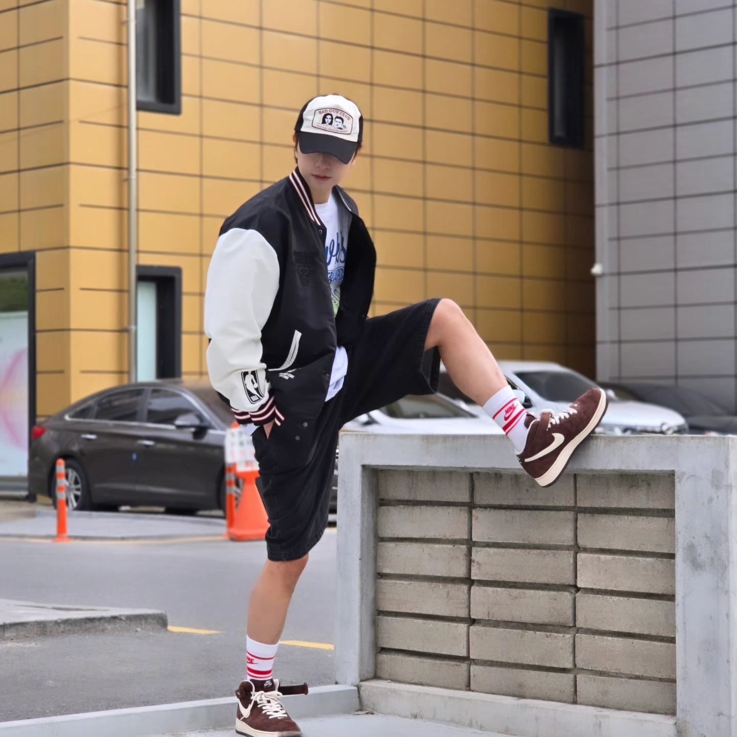 Nike Air Force 1 Mid '07 QS Chocolate 착용 스타일 - 8