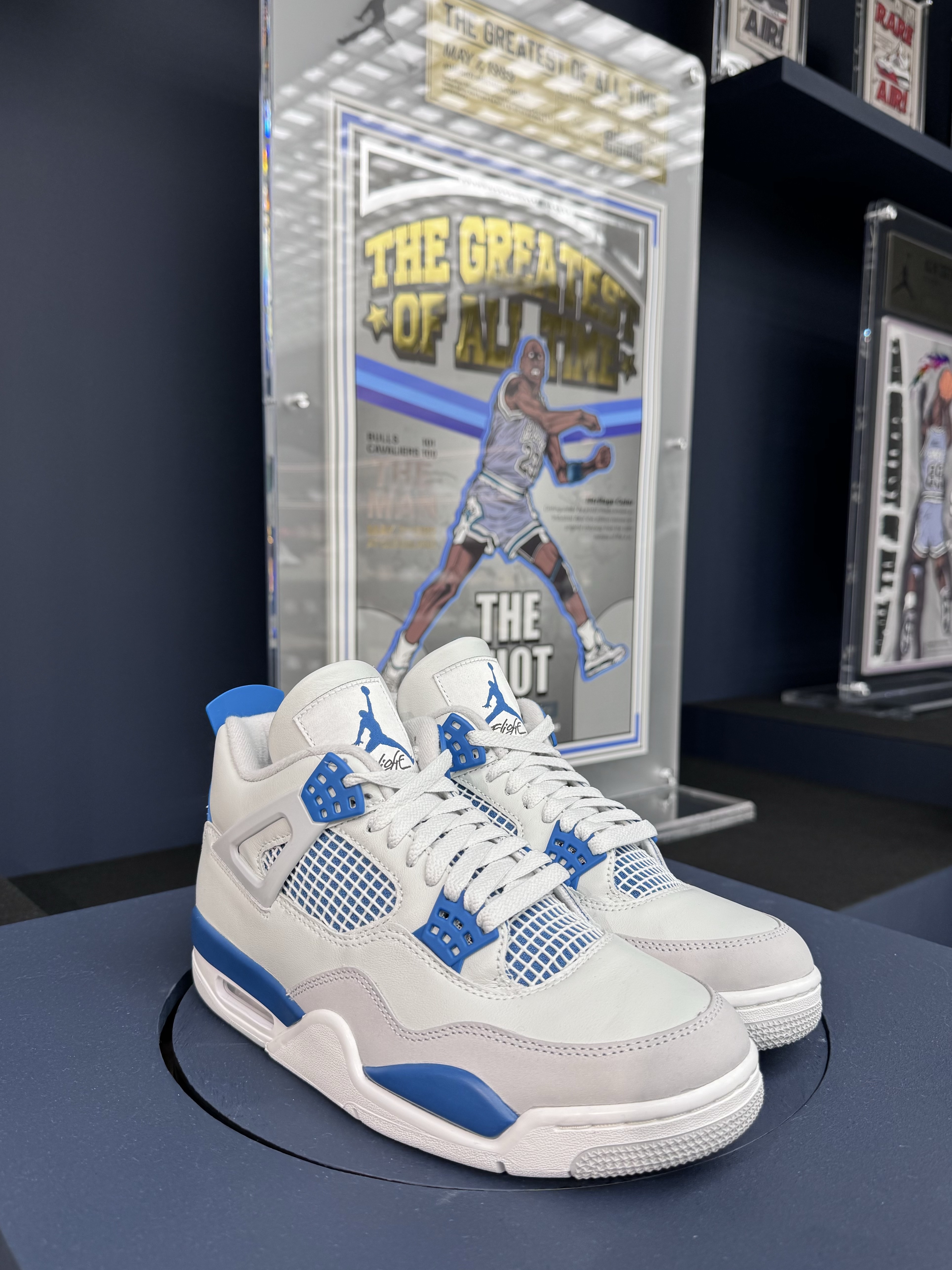 Jordan 4 Retro Industrial Blue 착용 스타일