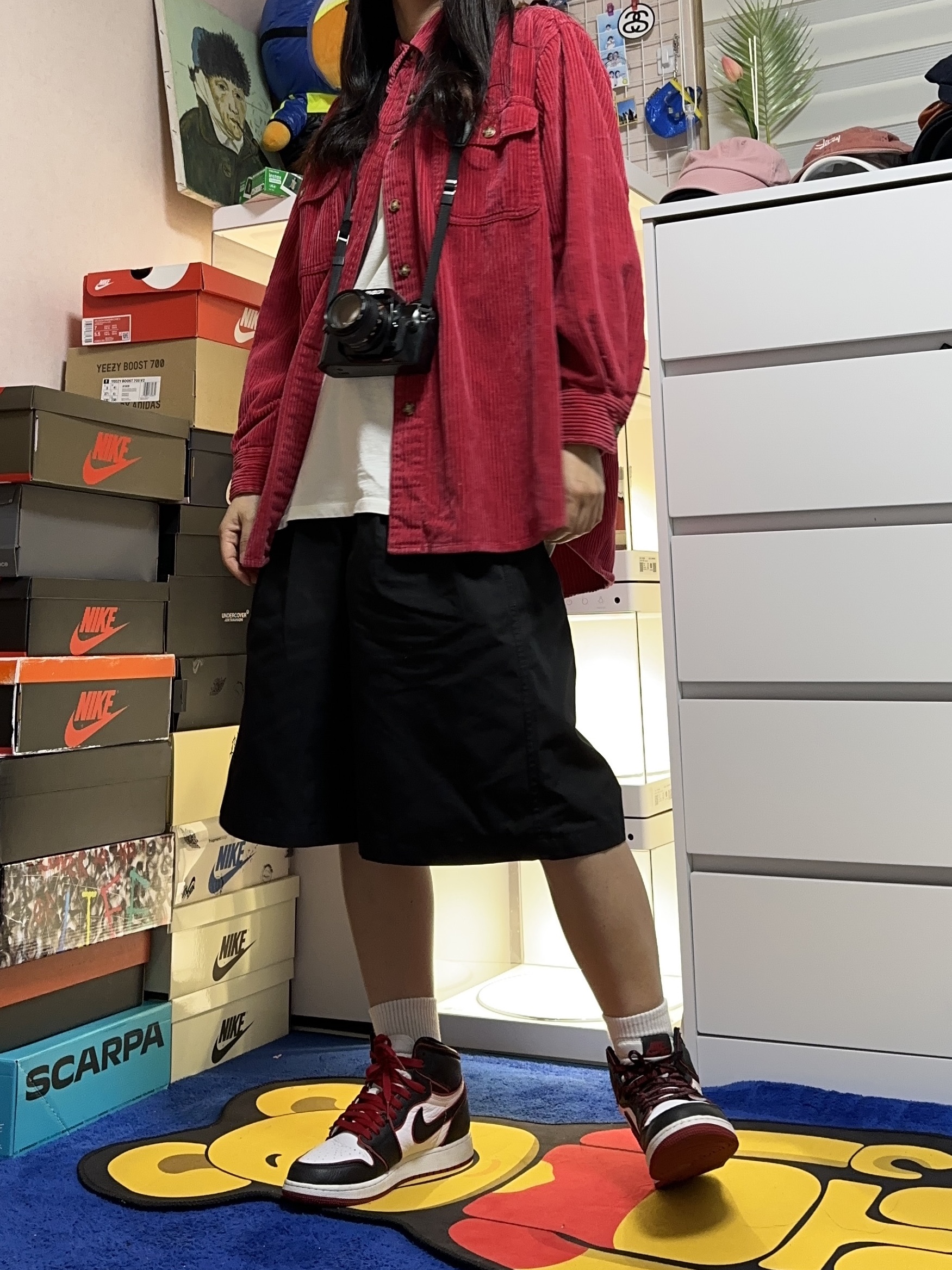 Jordan 1 Retro High OG Bloodline, (GS) Jordan 1 Retro High OG Bloodline 착용 스타일 - 2