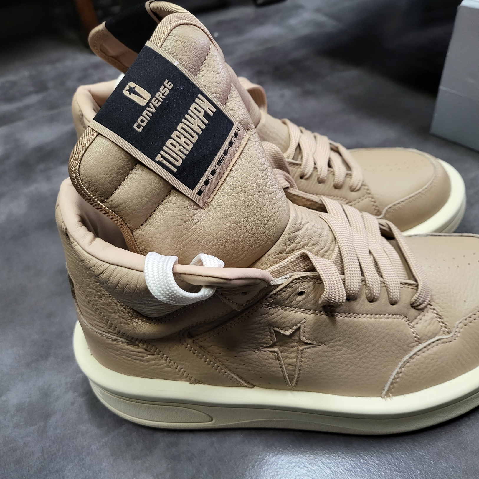 Converse x Drkshdw Turbowpn Cave 착용 스타일 - 3