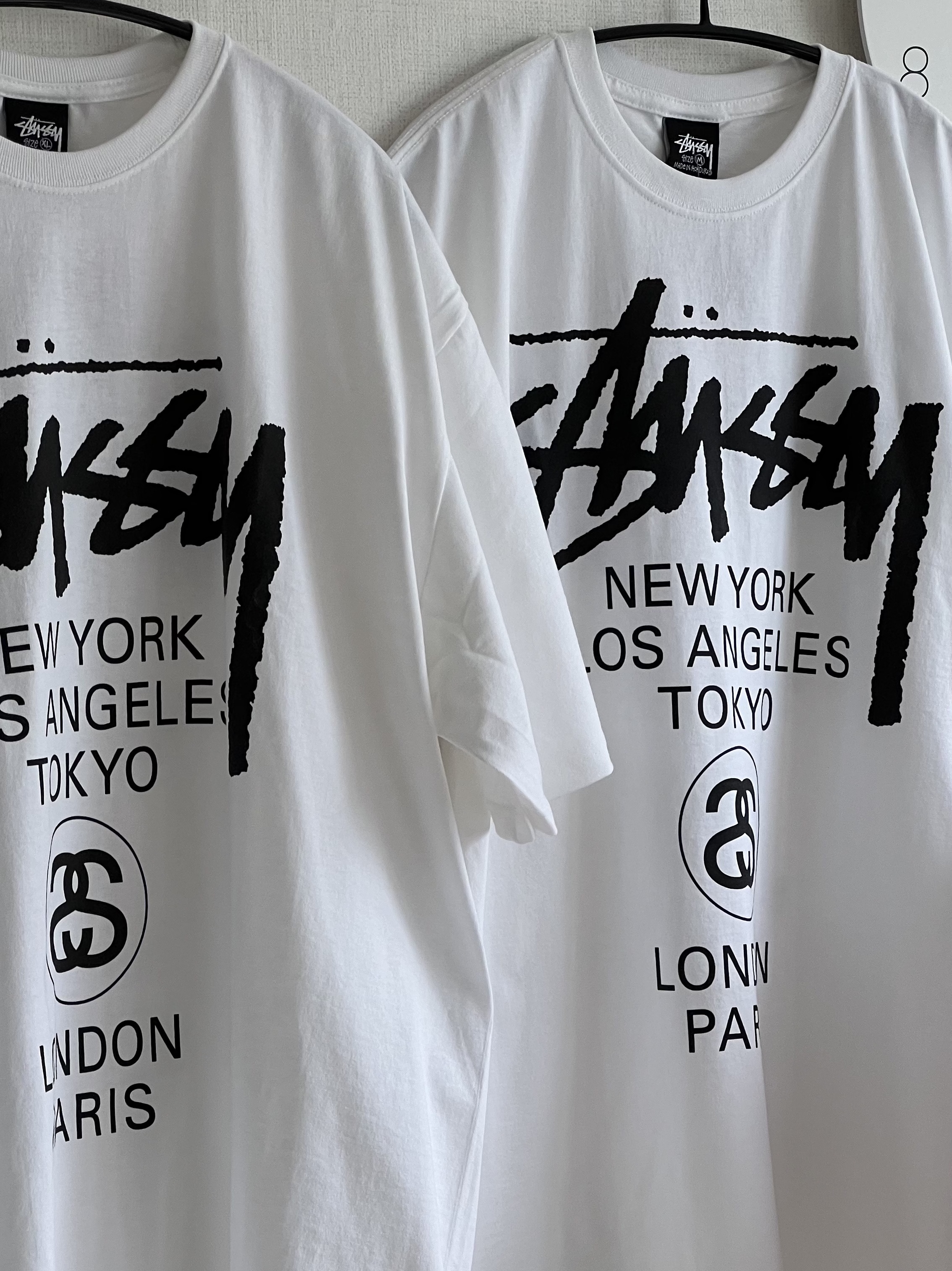 Stussy World Tour T-Shirt White 2023 착용 스타일