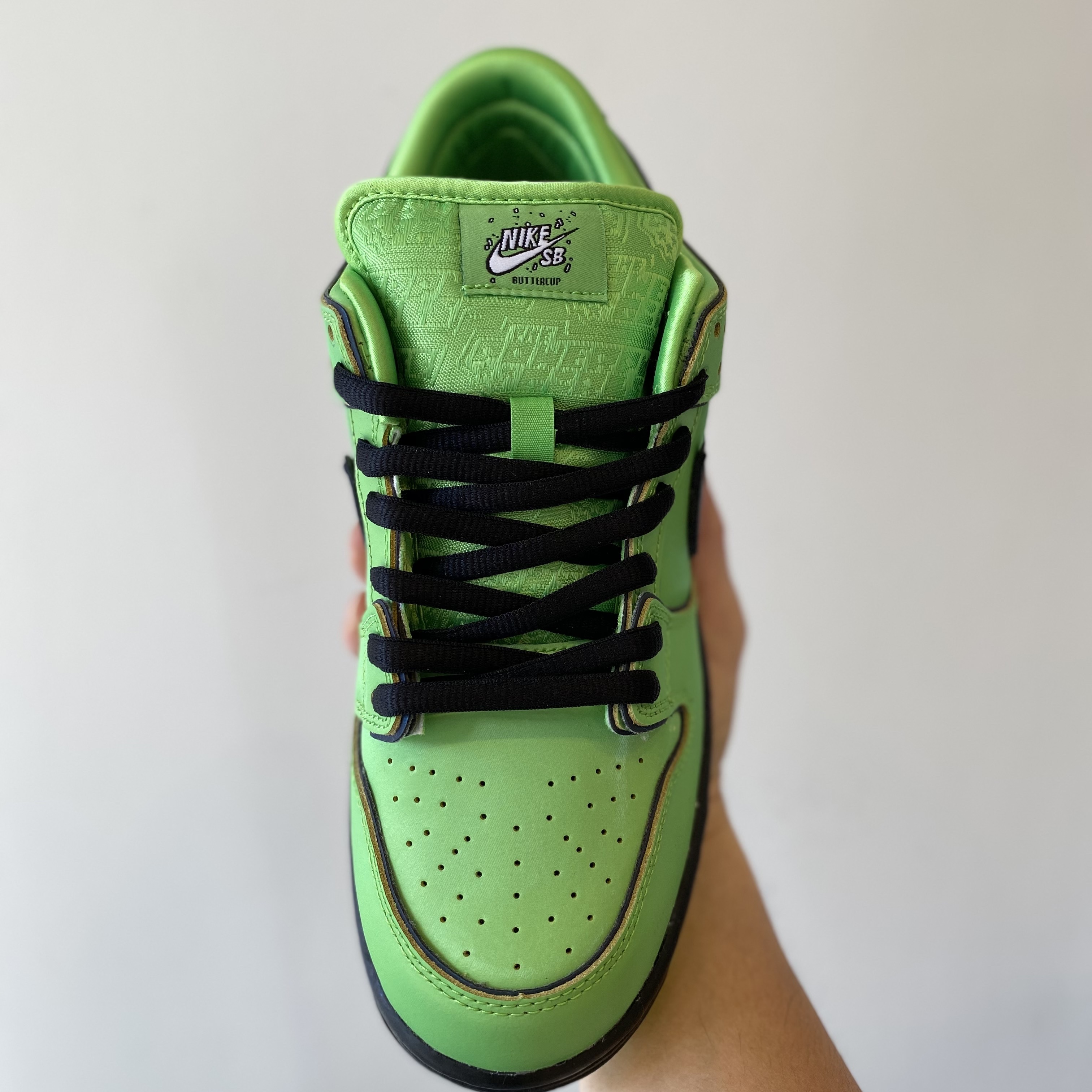 Nike x The Powerpuff Girls SB Dunk Low Pro QS Buttercup 착용 스타일 - 4