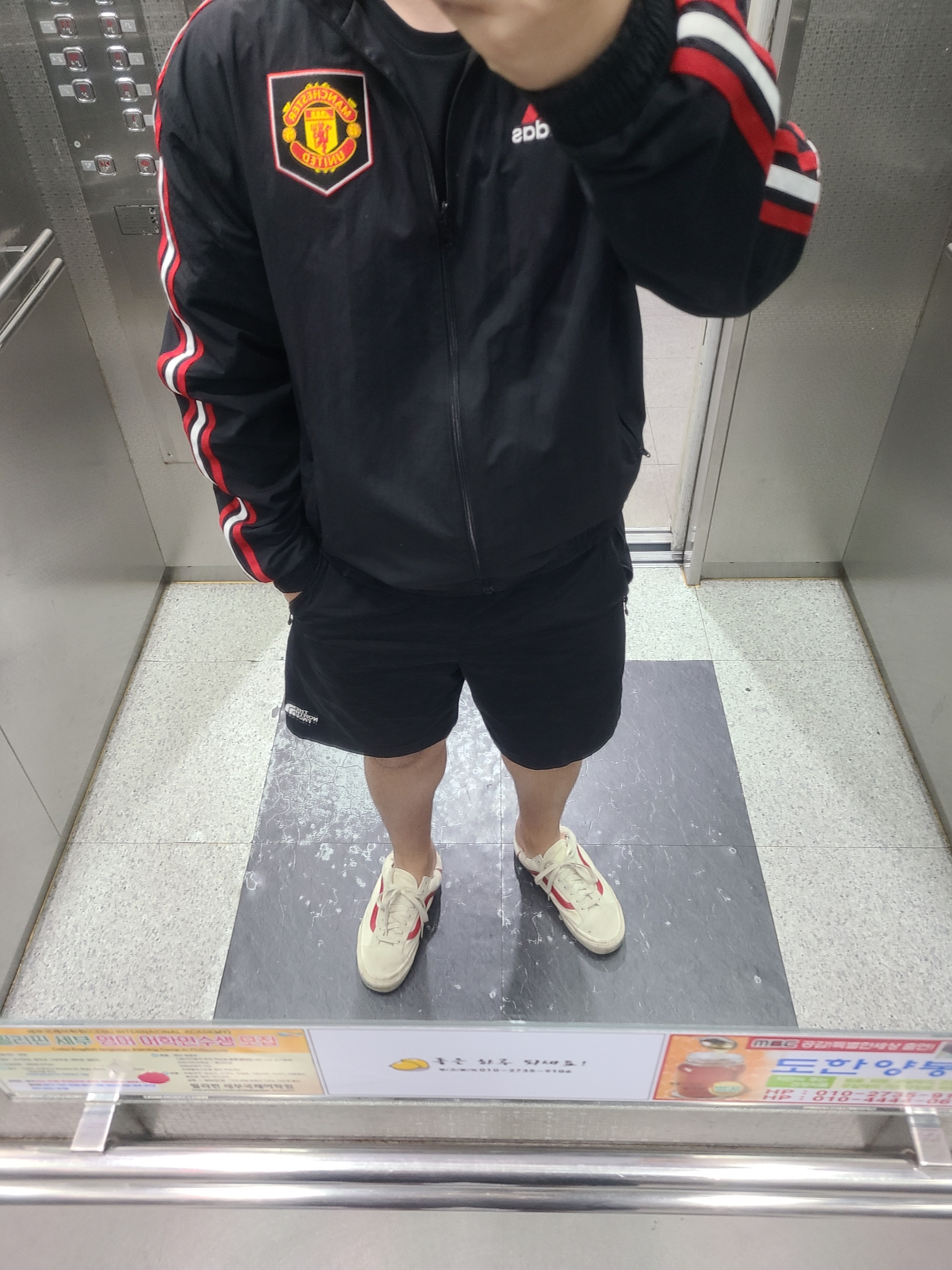 Vans Style 36 Marshmallow Racing Red 착용 스타일