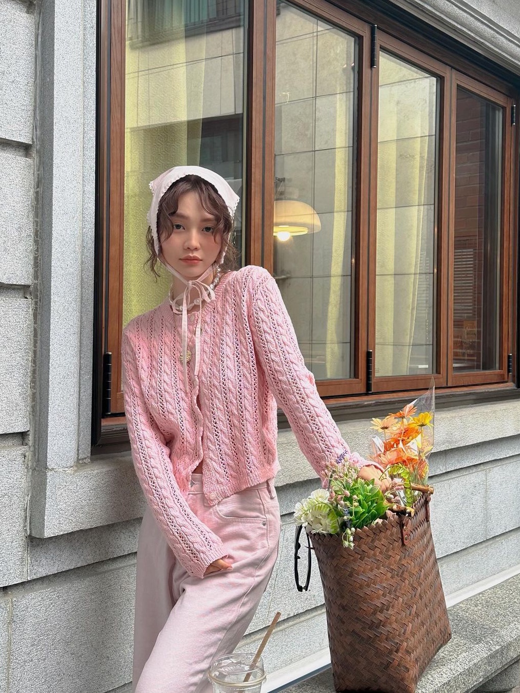 Margarin Fingers Heart Button Cable Cardigan Light Pink, Margarin Fingers Heart Button Cable Cardigan Aqua Blue 착용 스타일