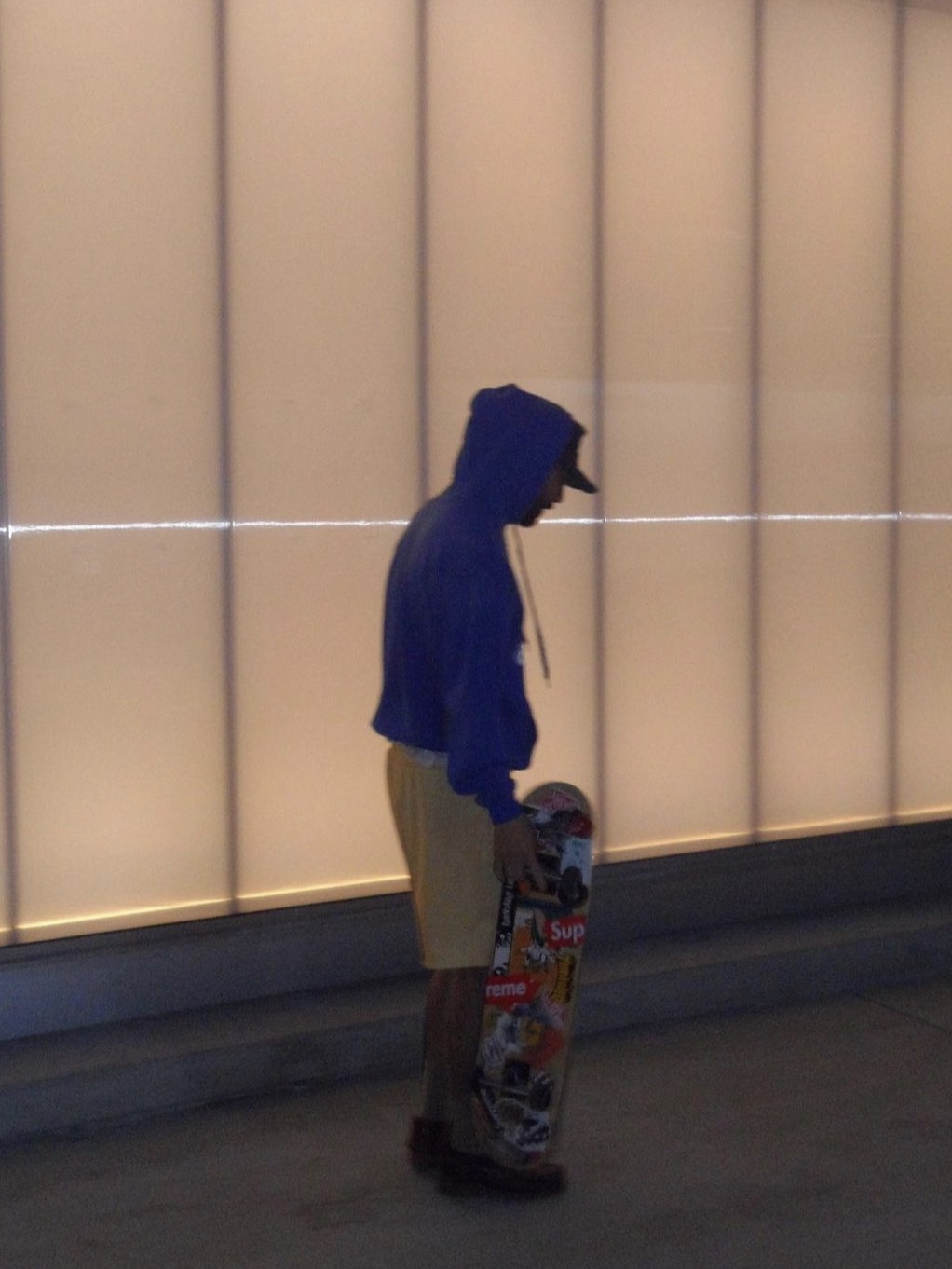 Wild Donkey Berkeley Hoodie Faded Broken Royal 착용 스타일 - 5