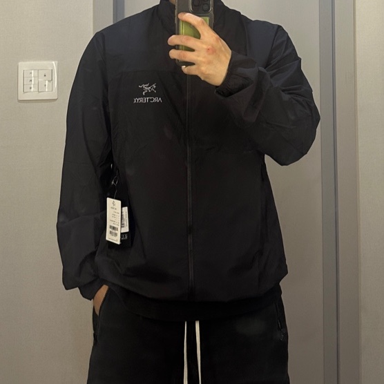Arc'teryx Squamish Jacket Black 착용 스타일