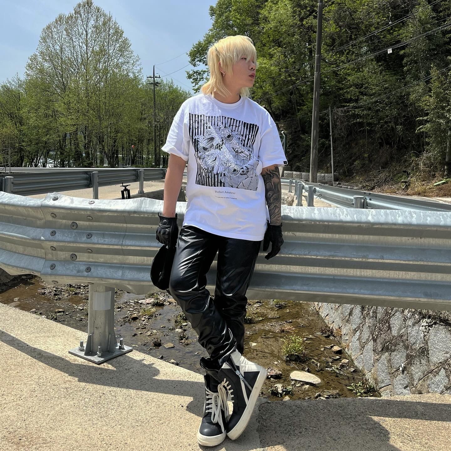 Rick Owens Geobasket Full Grain Calf Leather Strobe Sneakers Black Milk White 착용 스타일 - 2