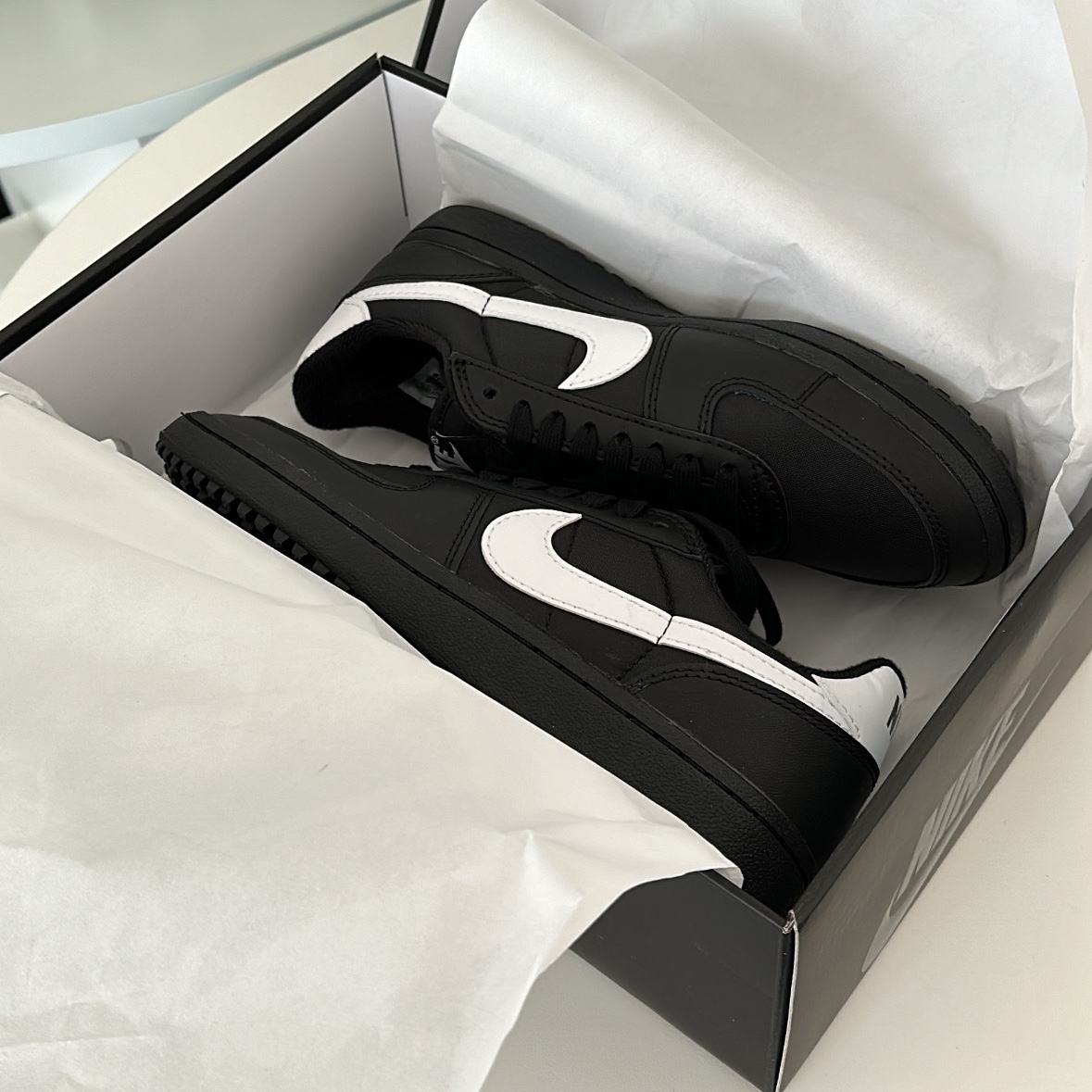 Nike Field General 82 SP Black and White 착용 스타일