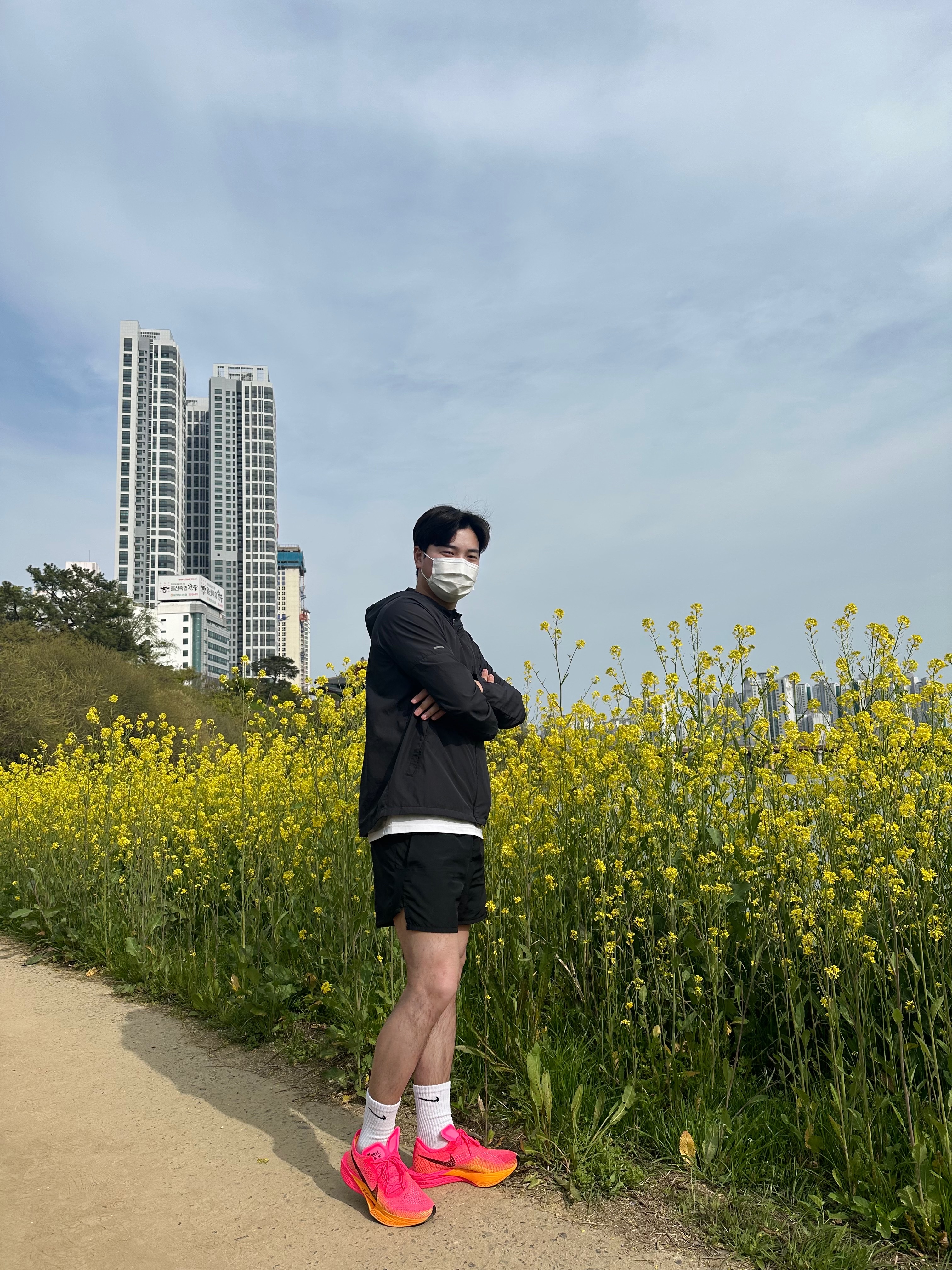 Nike ZoomX Vaporfly Next% 3 Hyper Pink 착용 스타일