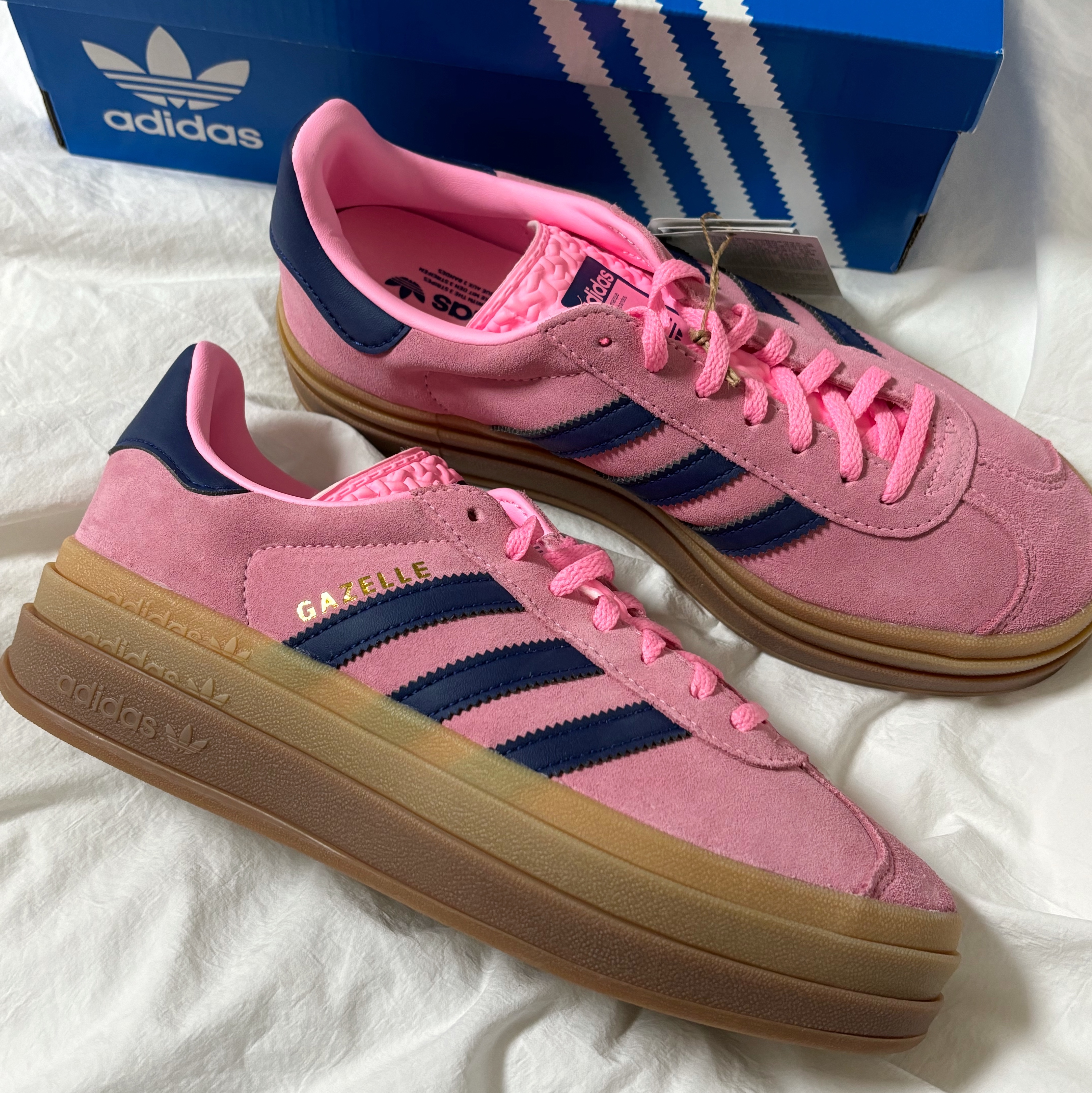 (W) Adidas Gazelle Bold Pink Glow Victory Blue 착용 스타일