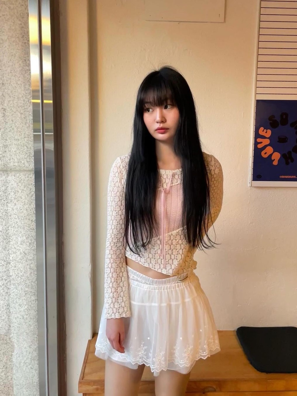 Margarin Fingers Lace Tutu Skirt Pants White, Margarin Fingers Lace Patchwork T Shirt Cream 착용 스타일