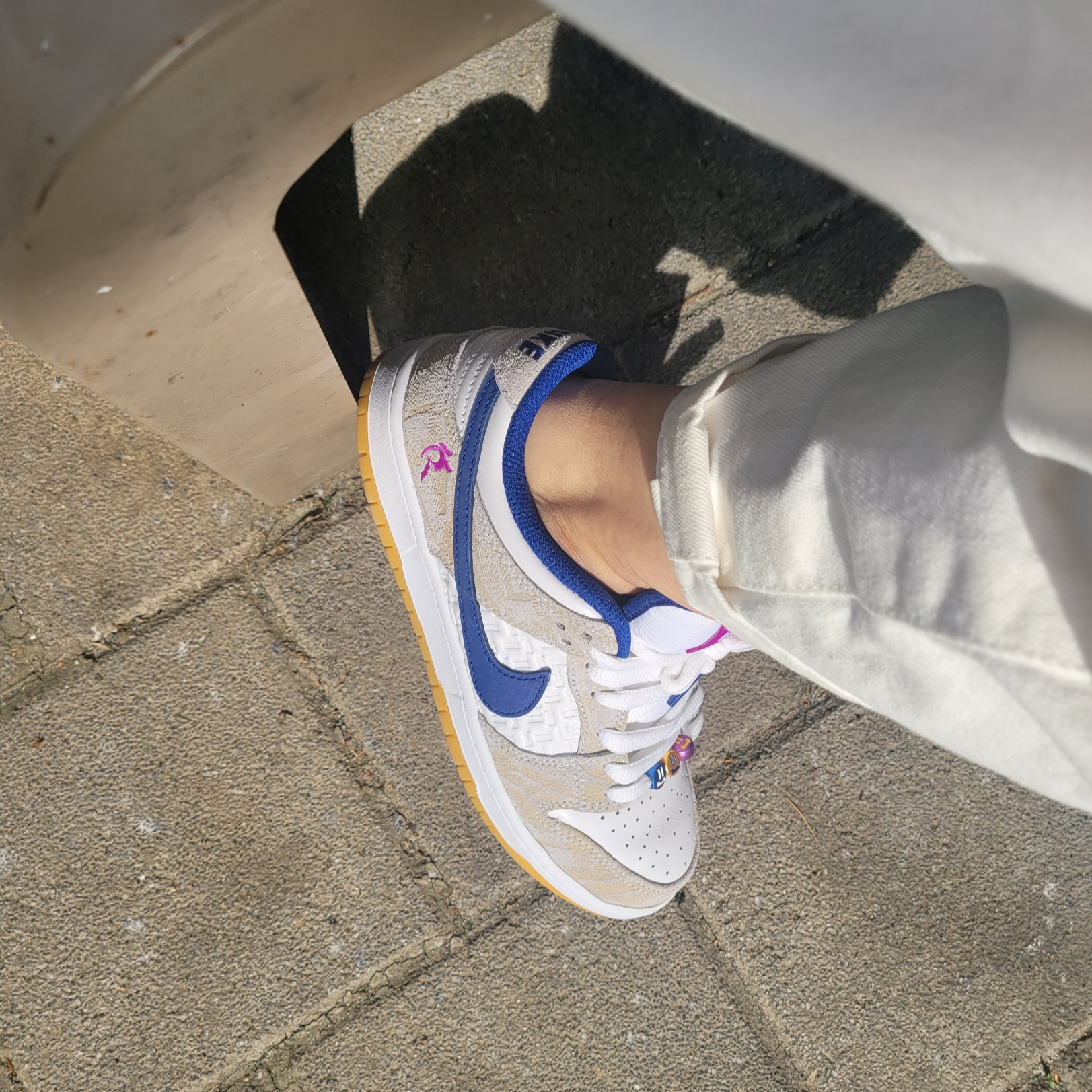 Nike x Rayssa Leal SB Dunk Low PRM Pure Platinum Vivid Purple 착용 스타일 - 1