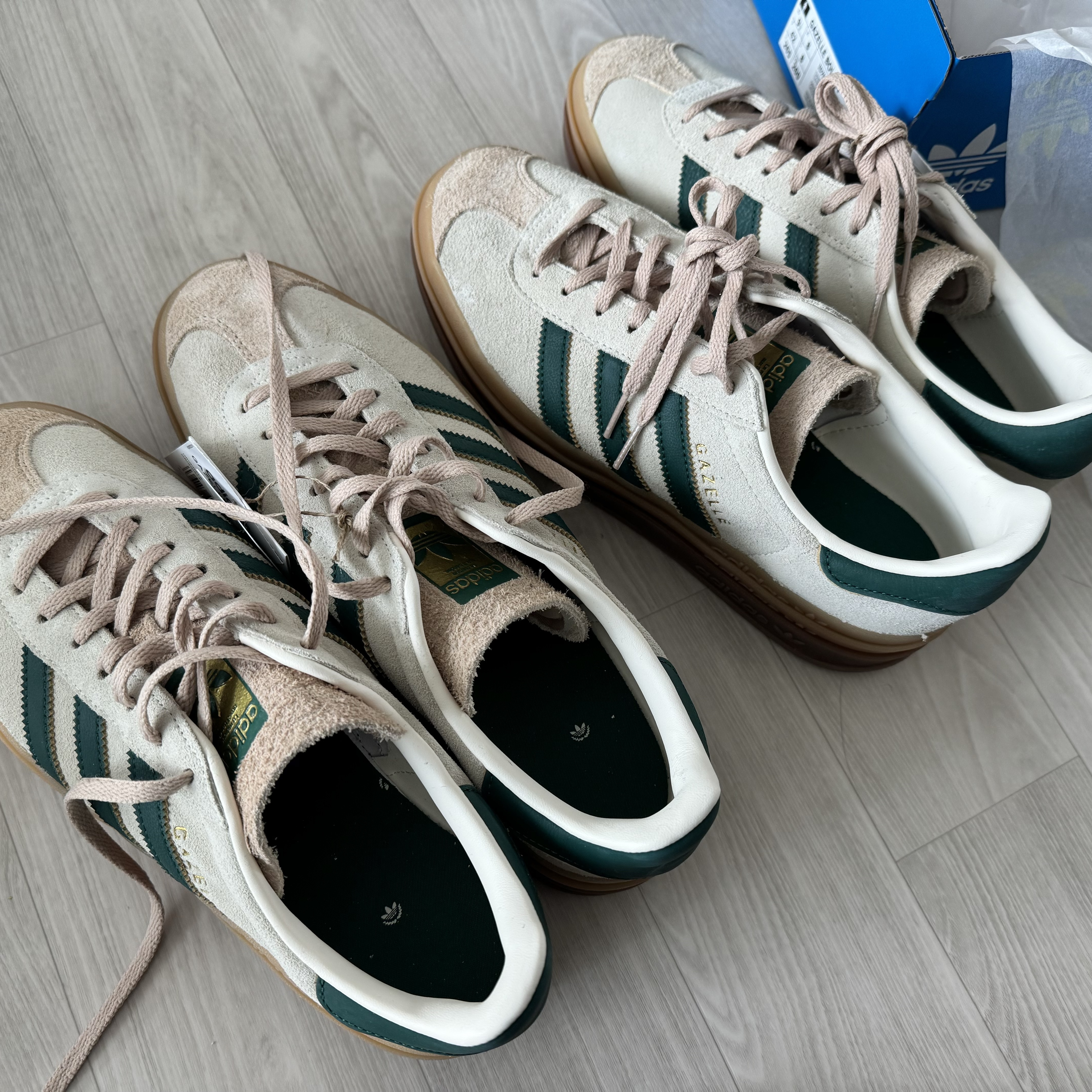 (W) Adidas Gazelle Bold Cream White Collegiate Green 착용 스타일 - 1