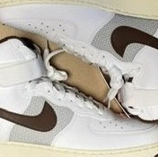 Nike Air Force 1 High '07 LV8 Sail and Medium Grey 착용 스타일