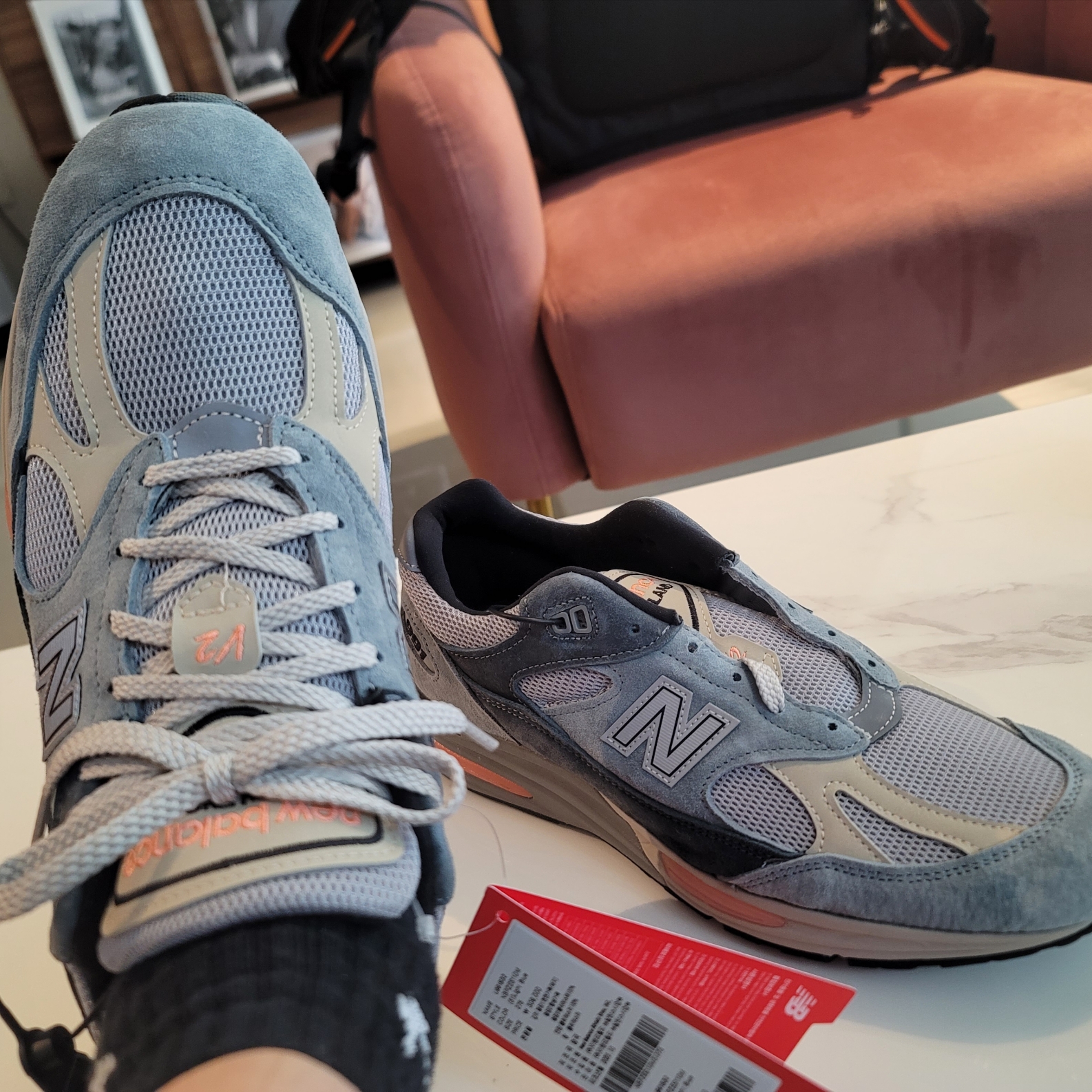 New Balance 991v2 Made in UK Blue Silver 착용 스타일