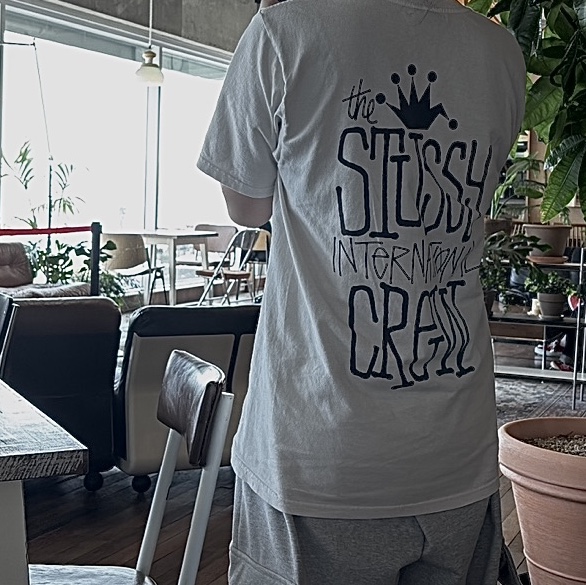 Stussy Crown International Pigment Dyed T-Shirt Natural 착용 스타일