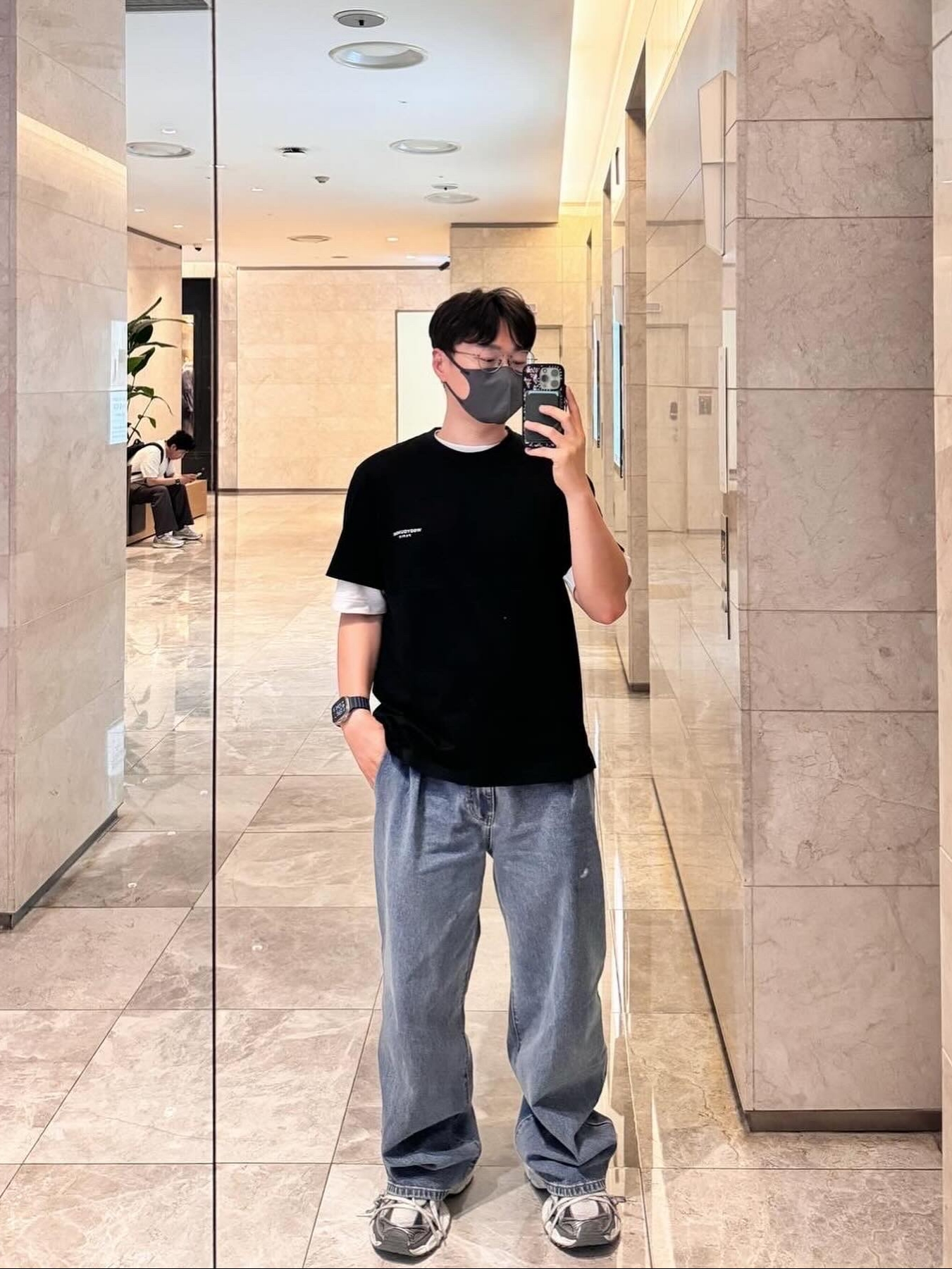 Wooyoungmi Flower Print Back Logo T-Shirt Black - 22SS, Balenciaga 3XL Sneakers Grey White Red 착용 스타일 - 1