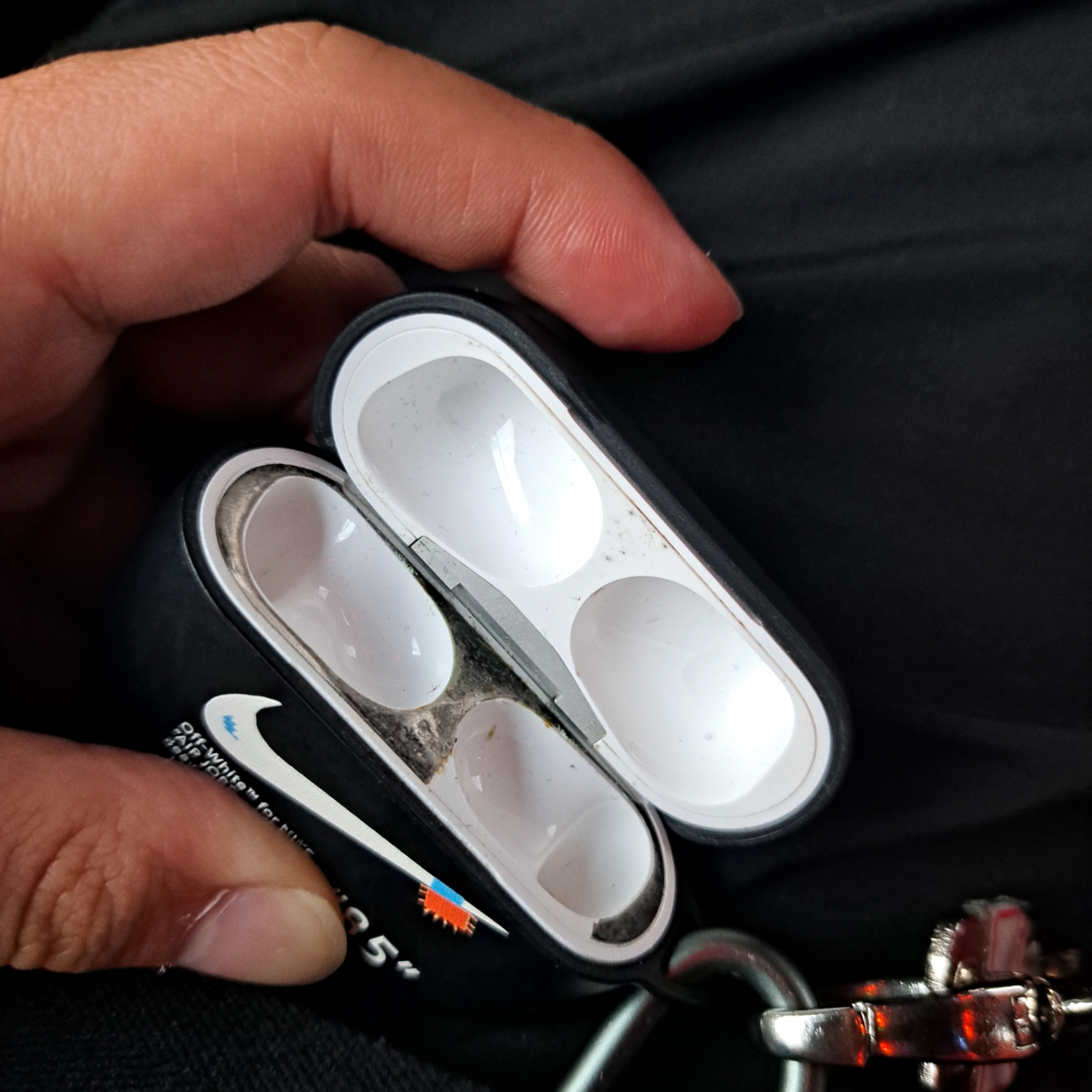 Apple AirPods Pro 2nd Gen (Korean Ver.) 착용 스타일