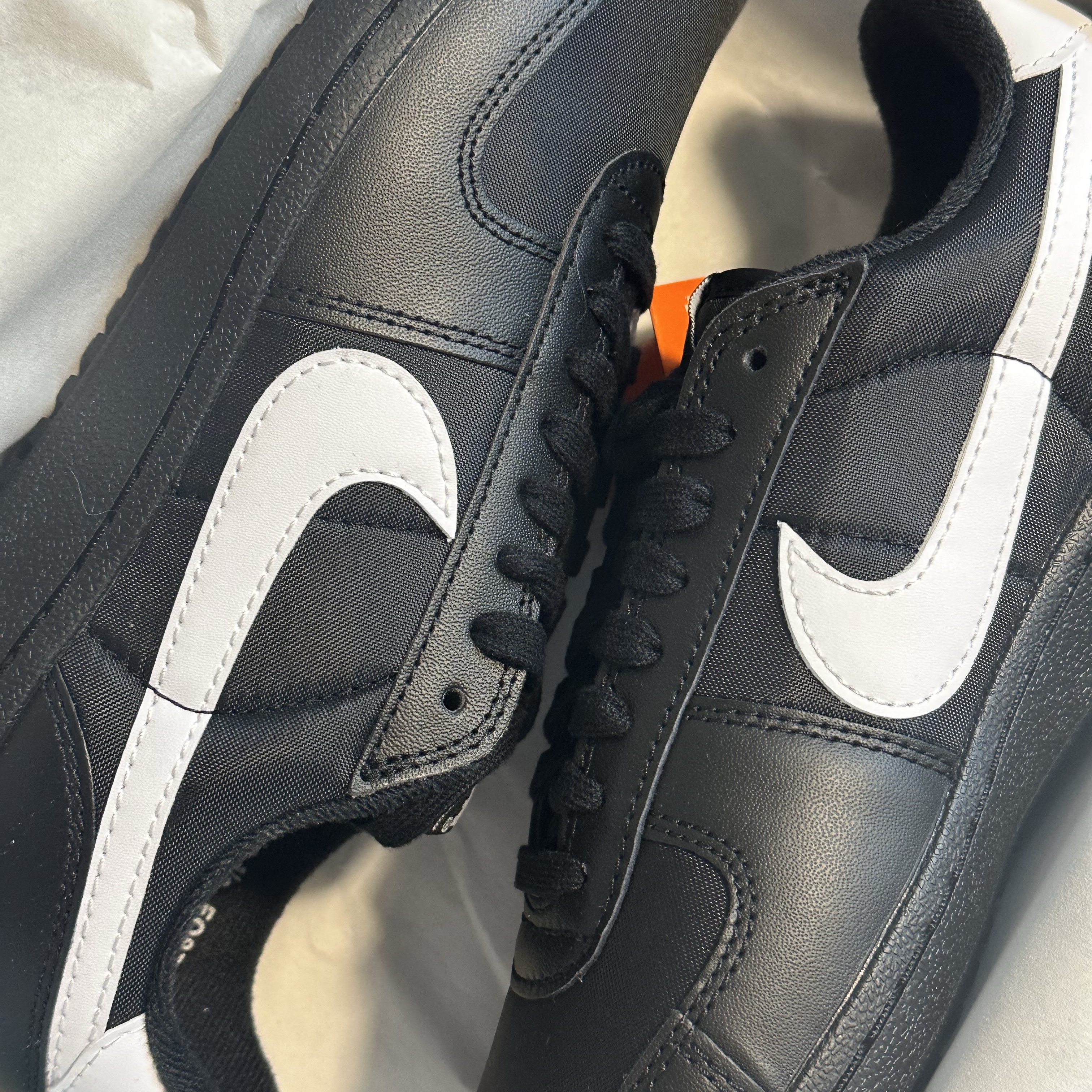Nike Field General 82 SP Black and White 착용 스타일