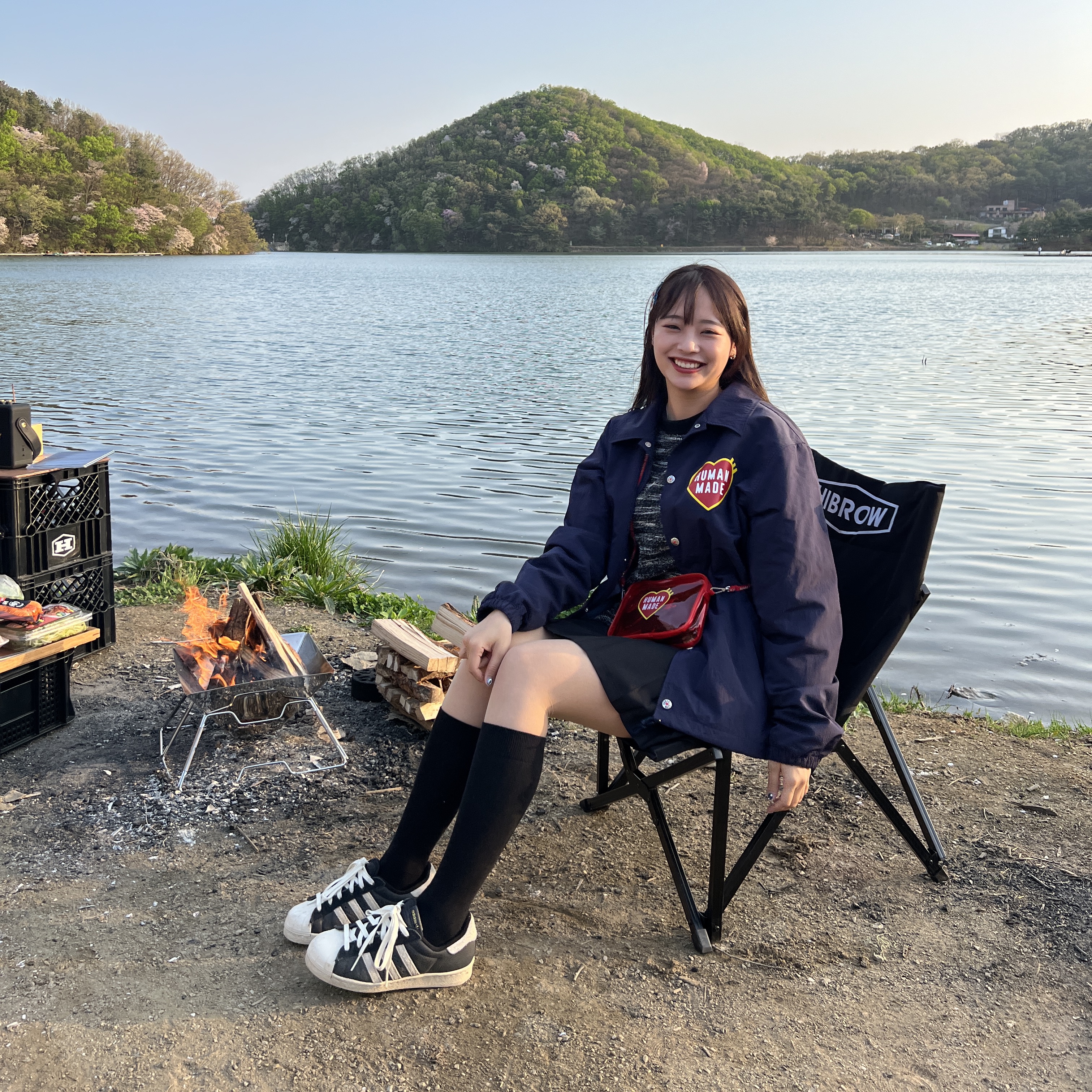 Human Made Coach Jacket Navy, Human Made PVC Pouch Medium Red 착용 스타일 - 1