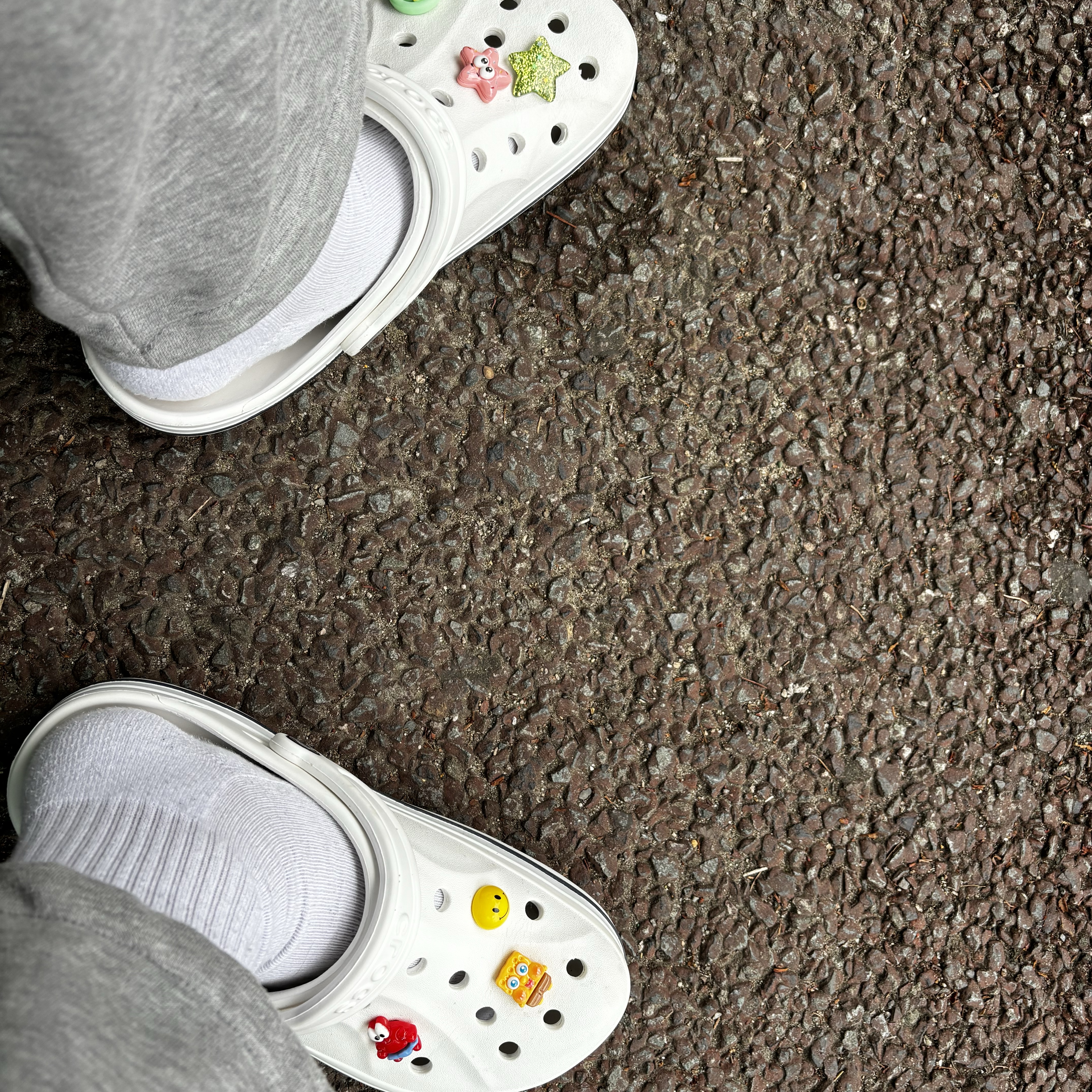 Crocs Bayaband Clog White Navy 착용 스타일