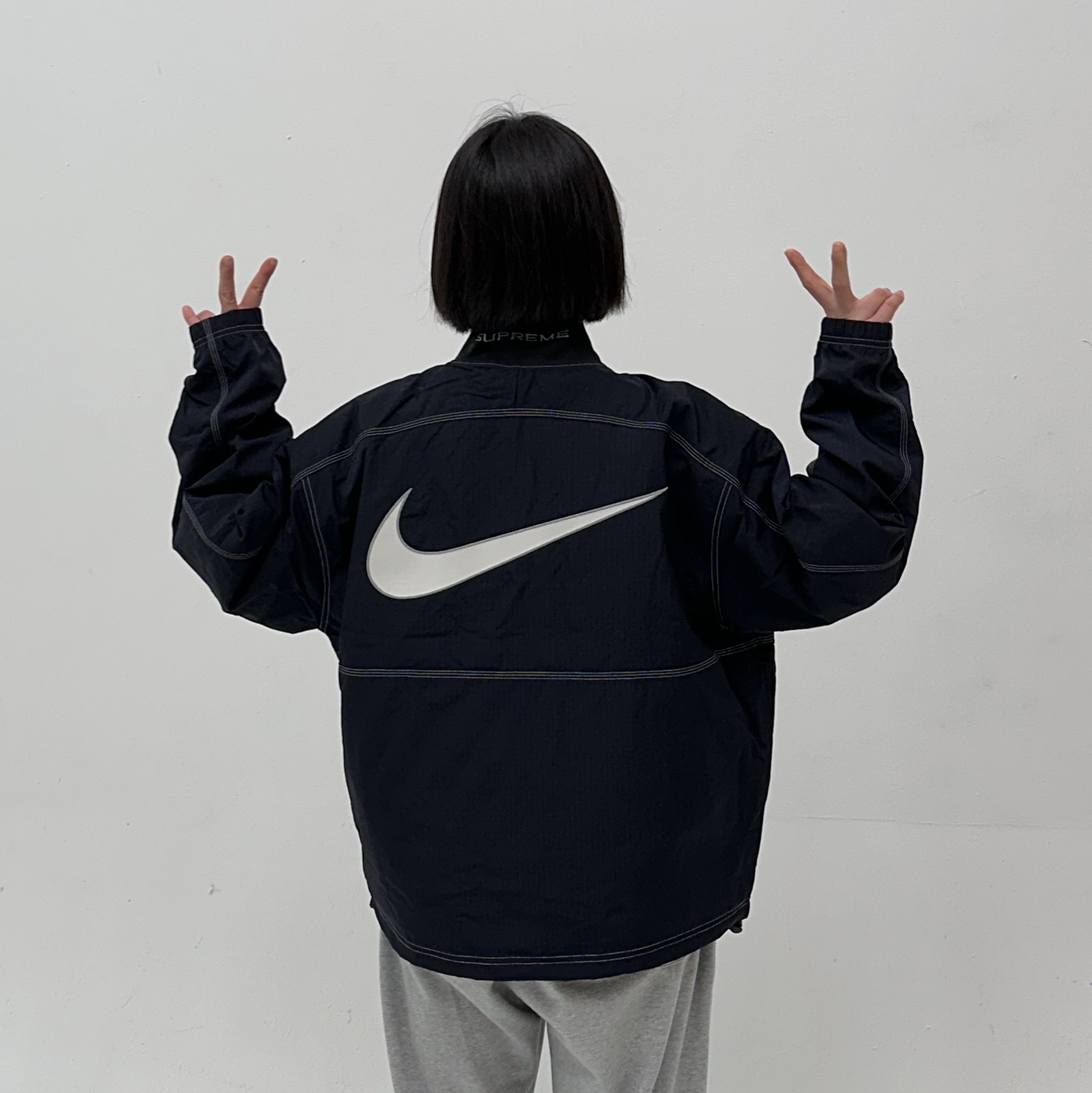 Supreme x Nike Ripstop Pullover Black - 24SS 착용 스타일