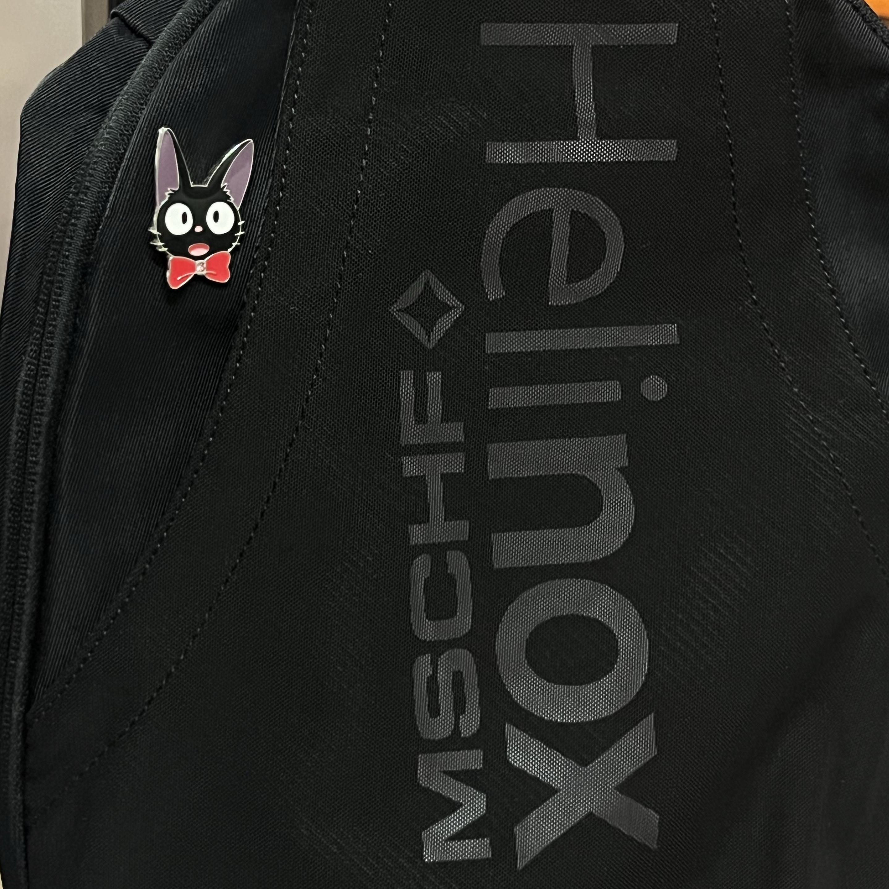 Mischief x Helinox Backpack Black 착용 스타일