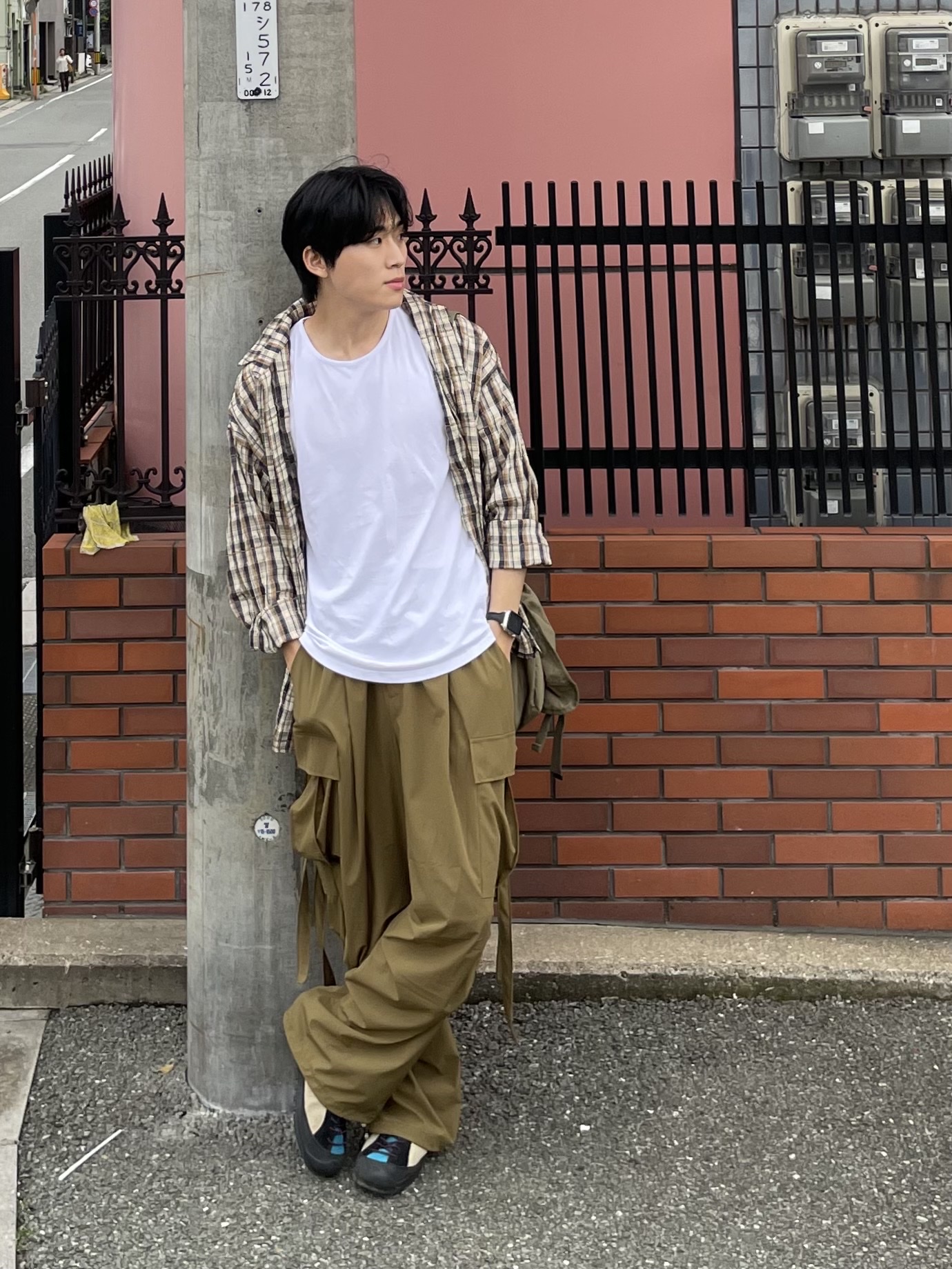 Keen Jasper Rocks SP Sneakers Beige 착용 스타일 - 2