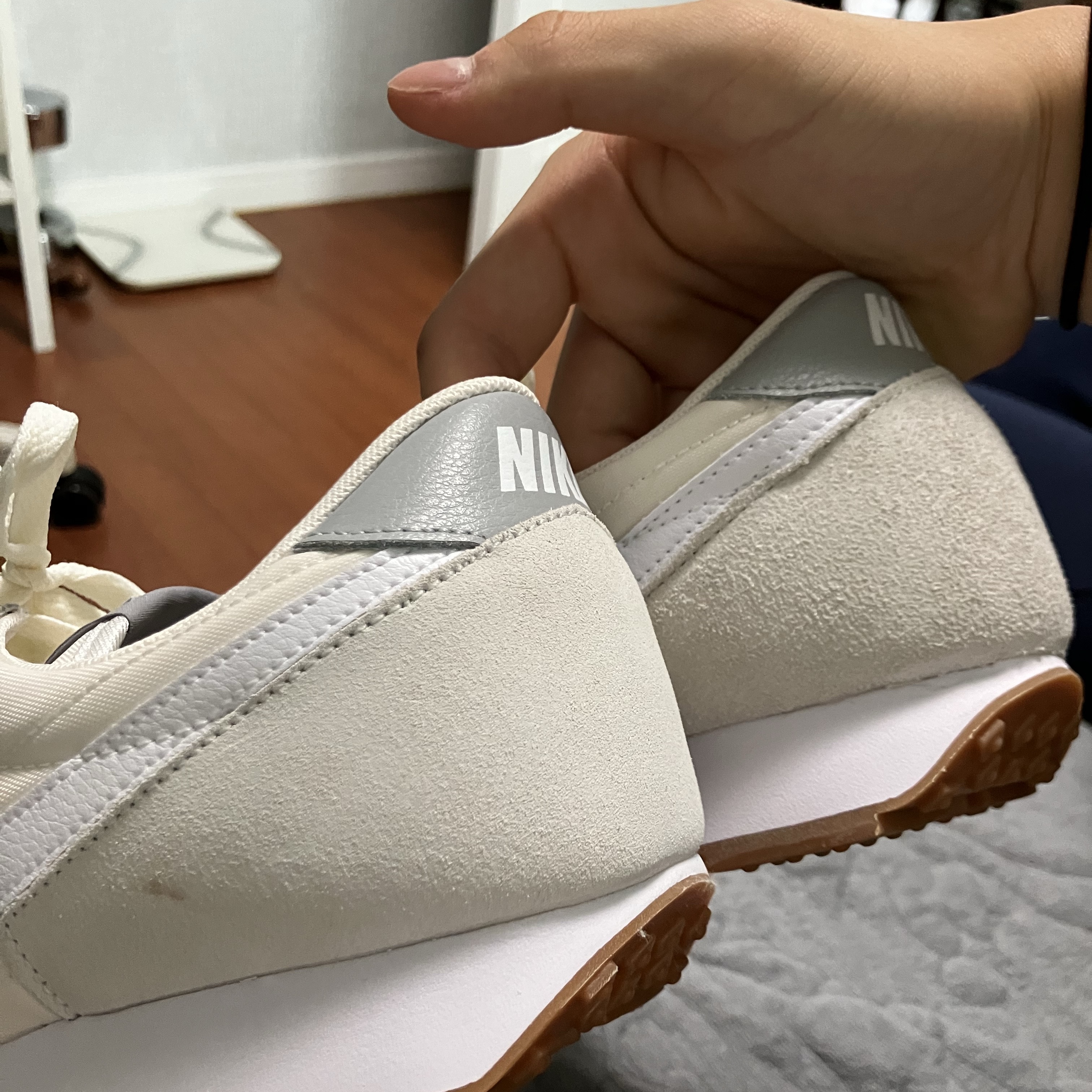 (W) Nike Daybreak Summit White 착용 스타일 - 2