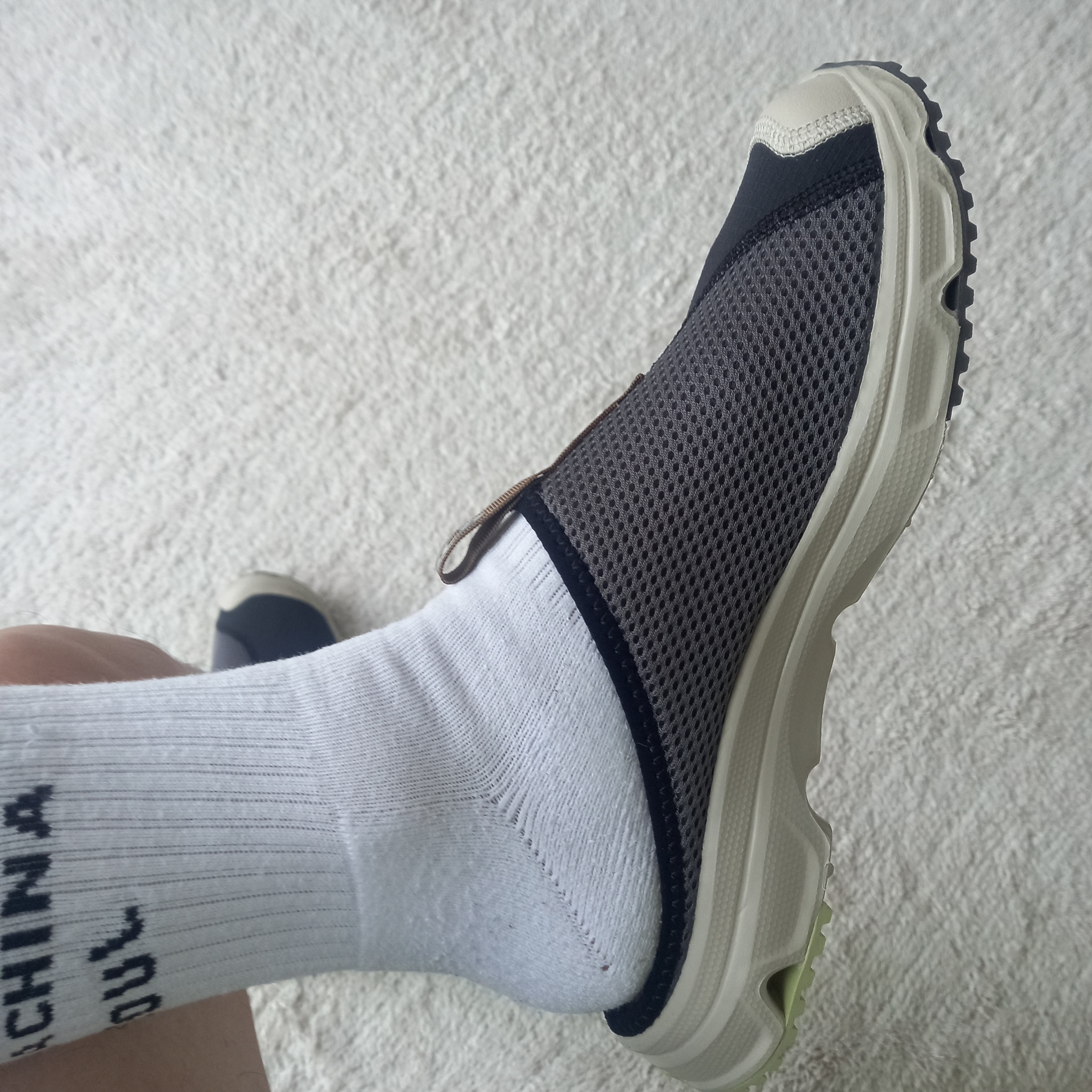 Salomon RX Slide 3.0 Black Plum Kitten, Stone Island B0943 Nylon Metal Swimming Trunk Black - 24SS 착용 스타일 - 7