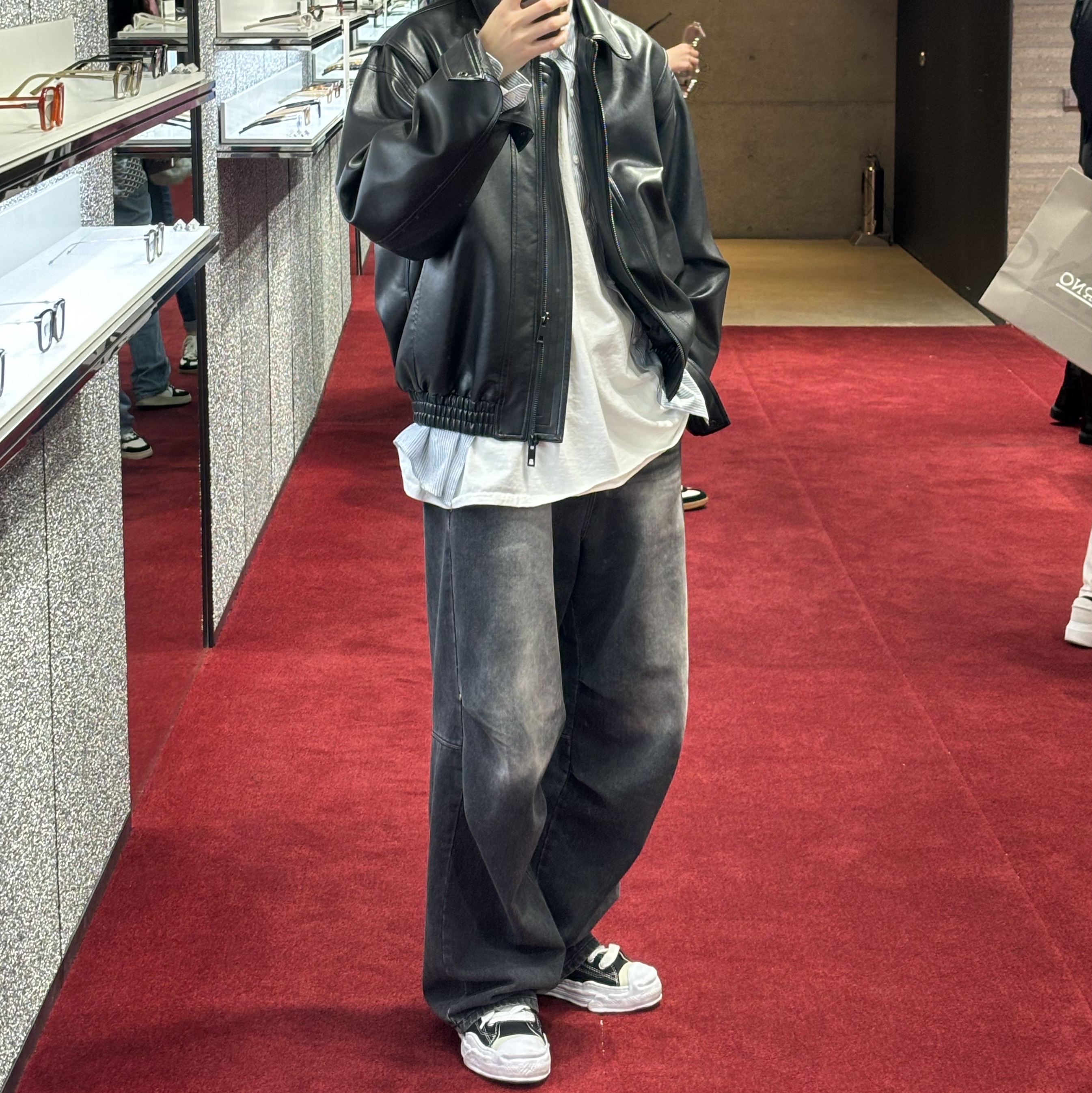 Stussy Basic Stussy Pigment Dyed LS T-Shirt Natural 2024, Maison Mihara Yasuhiro Hank OG Sole Canvas Low-top Sneakers Black 착용 스타일
