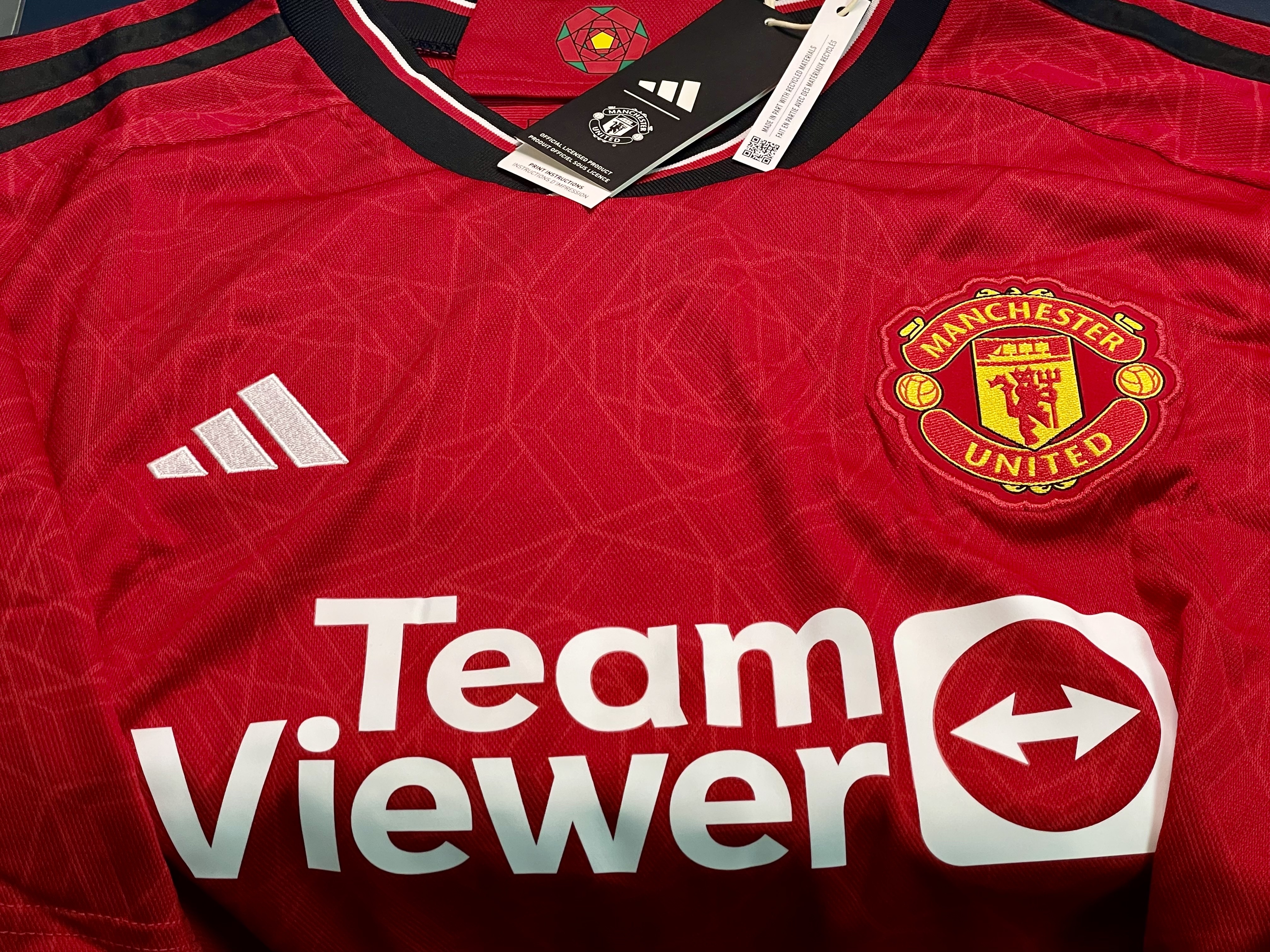 Adidas Manchester United 2023/24 Home Jersey Team Collegiate Red - US Sizing (Non Marking Ver.), Adidas Manchester United 2023/24 Home Jersey Team Collegiate Red - KR Sizing (Non Marking Ver.) 착용 스타일 - 2