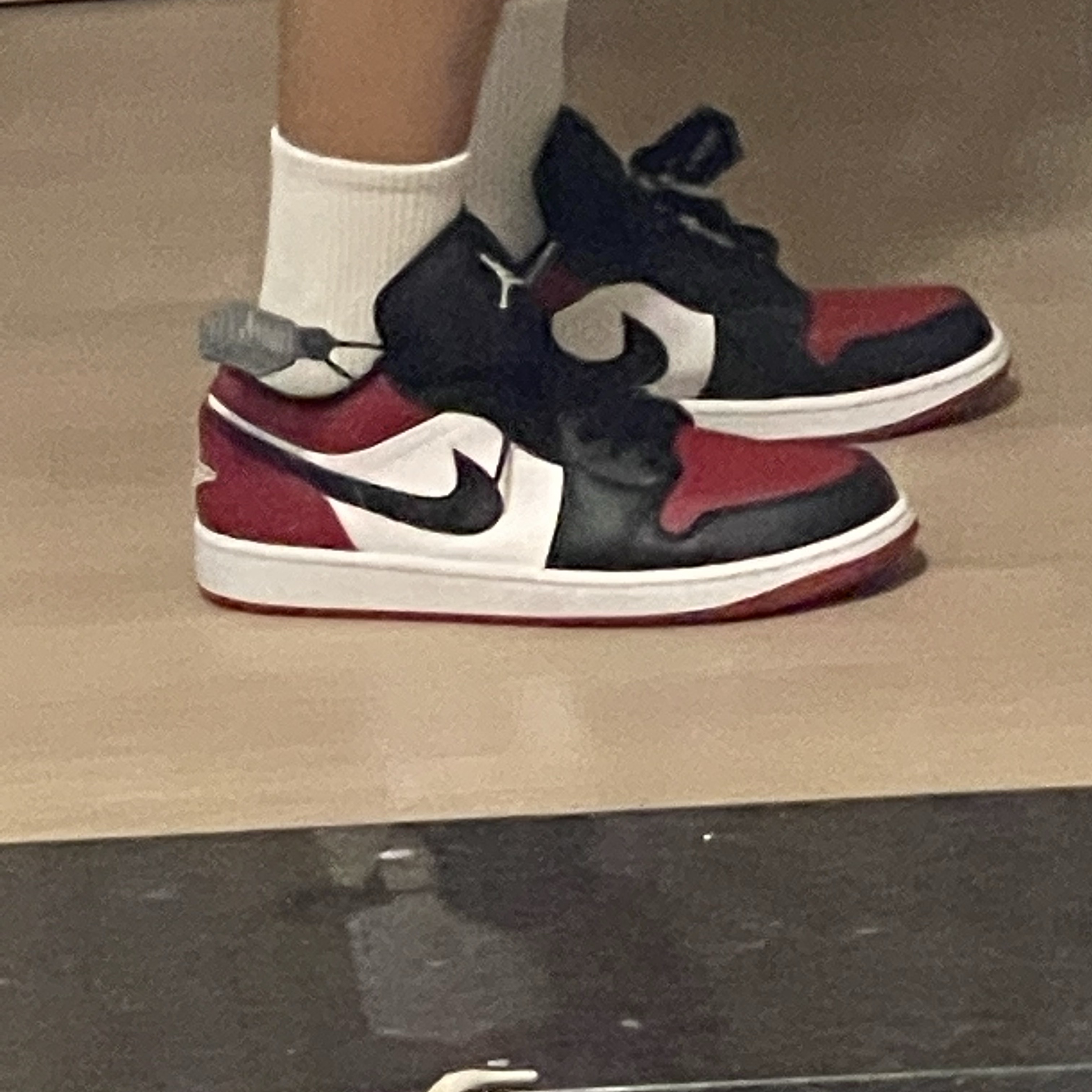 Jordan 1 Low Bred Toe 착용 스타일