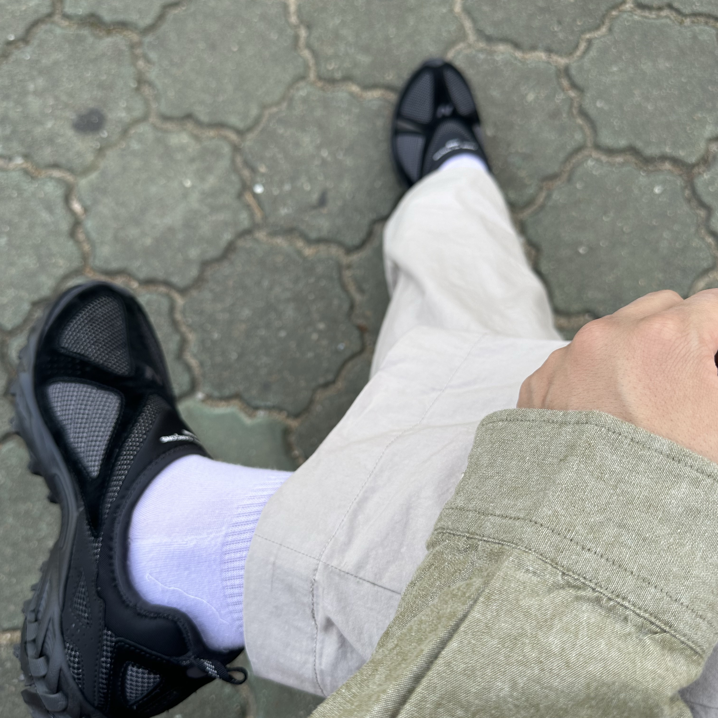 New Balance x Comme des Garcons Homme ML610S Black 착용 스타일