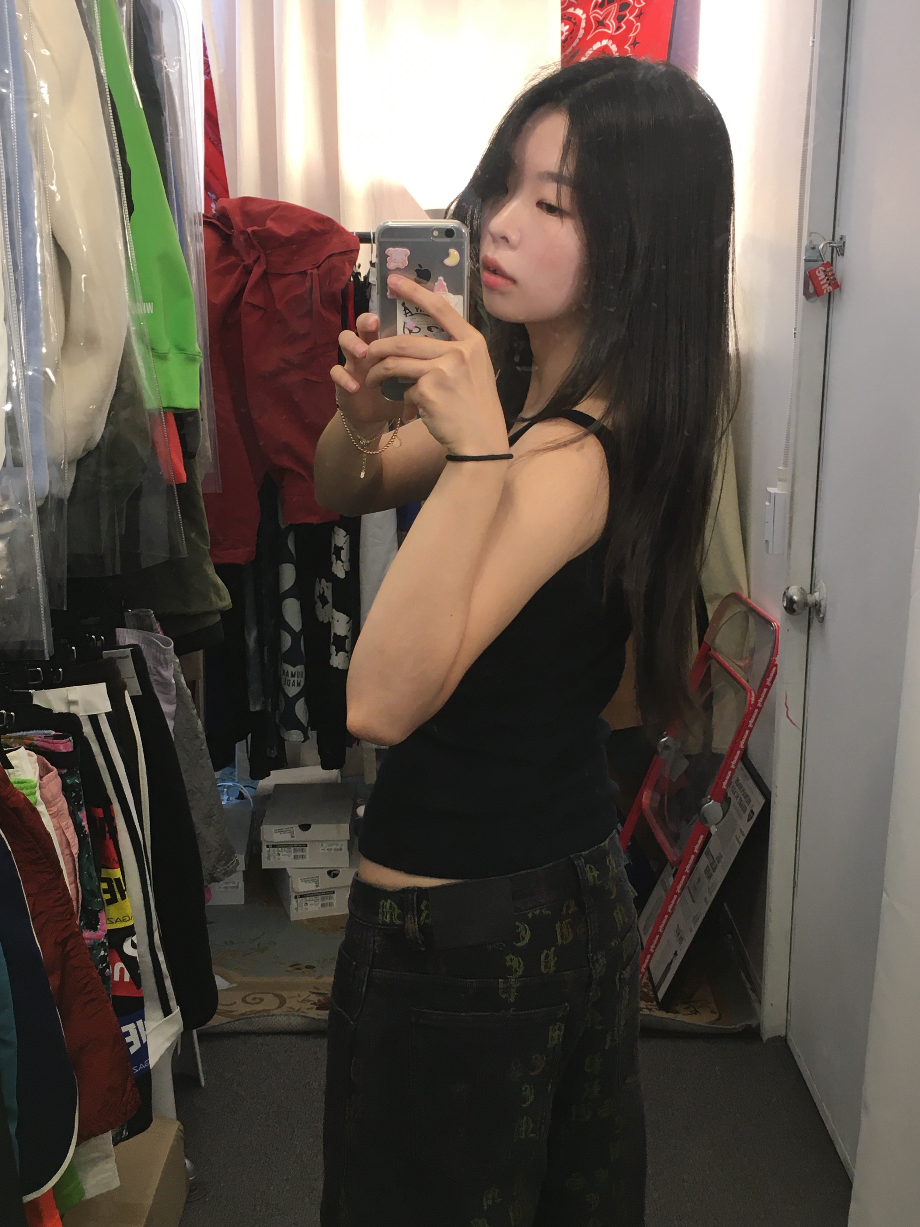 Supreme Gradient Jacquard Denim Shorts Black - 22SS 착용 스타일 - 1
