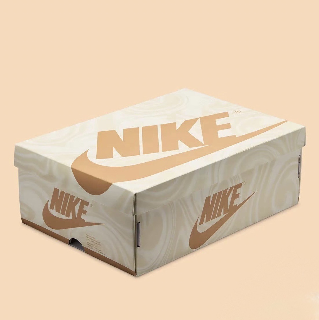 (W) Jordan 1 Retro High OG Latte 착용 스타일 - 5
